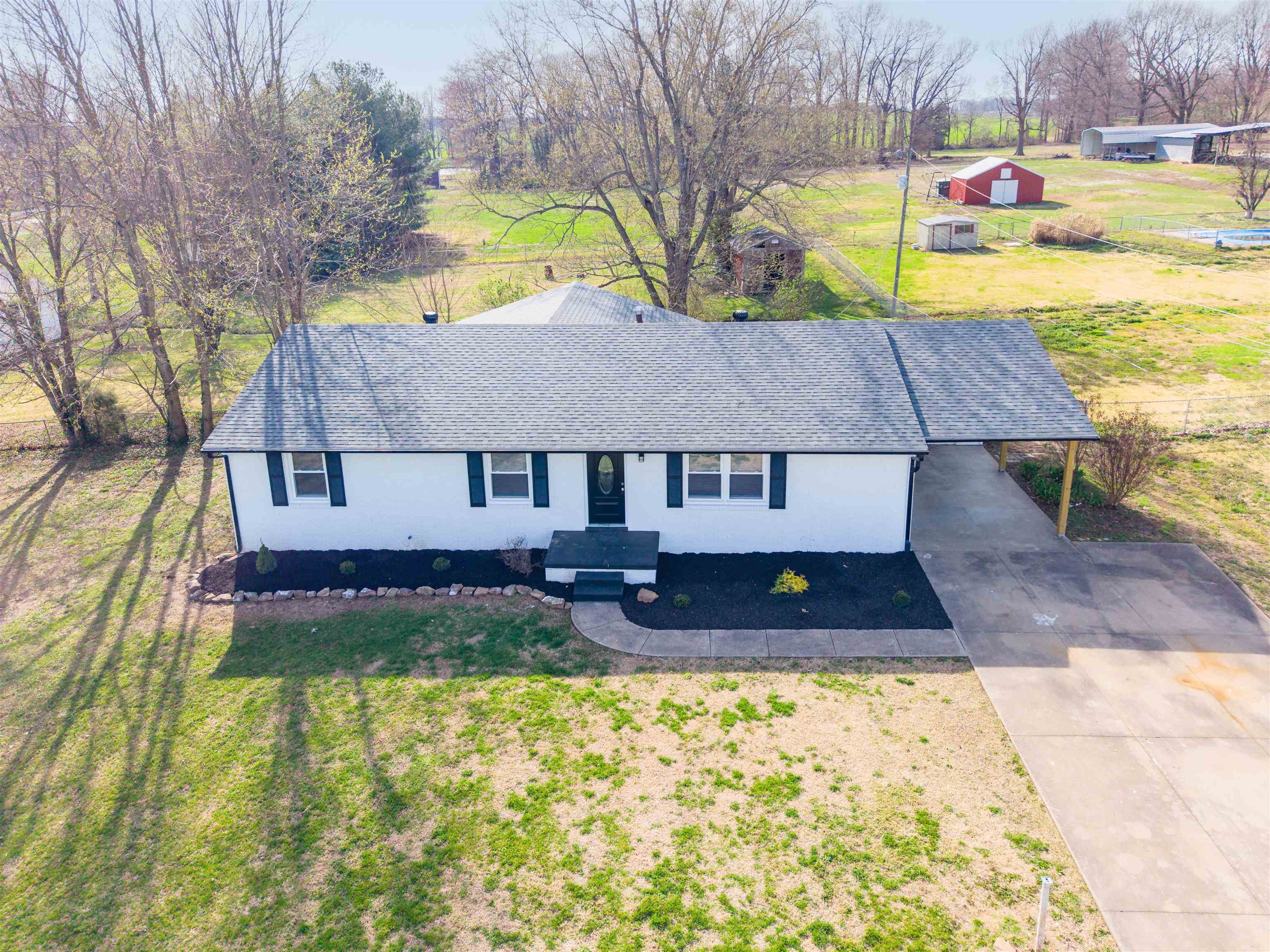 2441 Burton Rd, Utica, Kentucky 42376, 3 Bedrooms Bedrooms, ,2 BathroomsBathrooms,Single Family Residence,For Sale,Burton Rd,94400