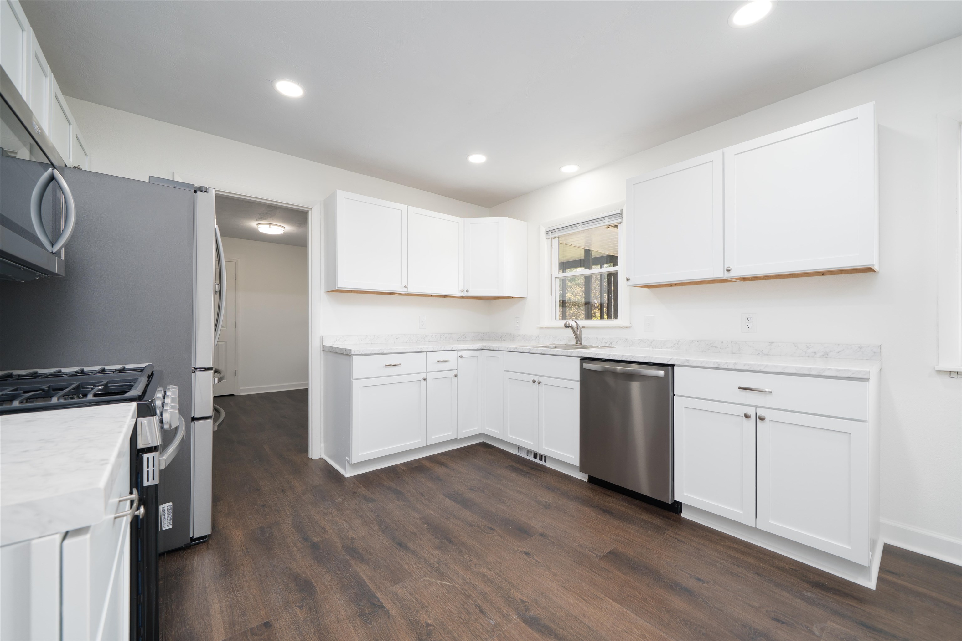 2441 Burton Rd, Utica, Kentucky 42376, 3 Bedrooms Bedrooms, ,2 BathroomsBathrooms,Single Family Residence,For Sale,Burton Rd,94400