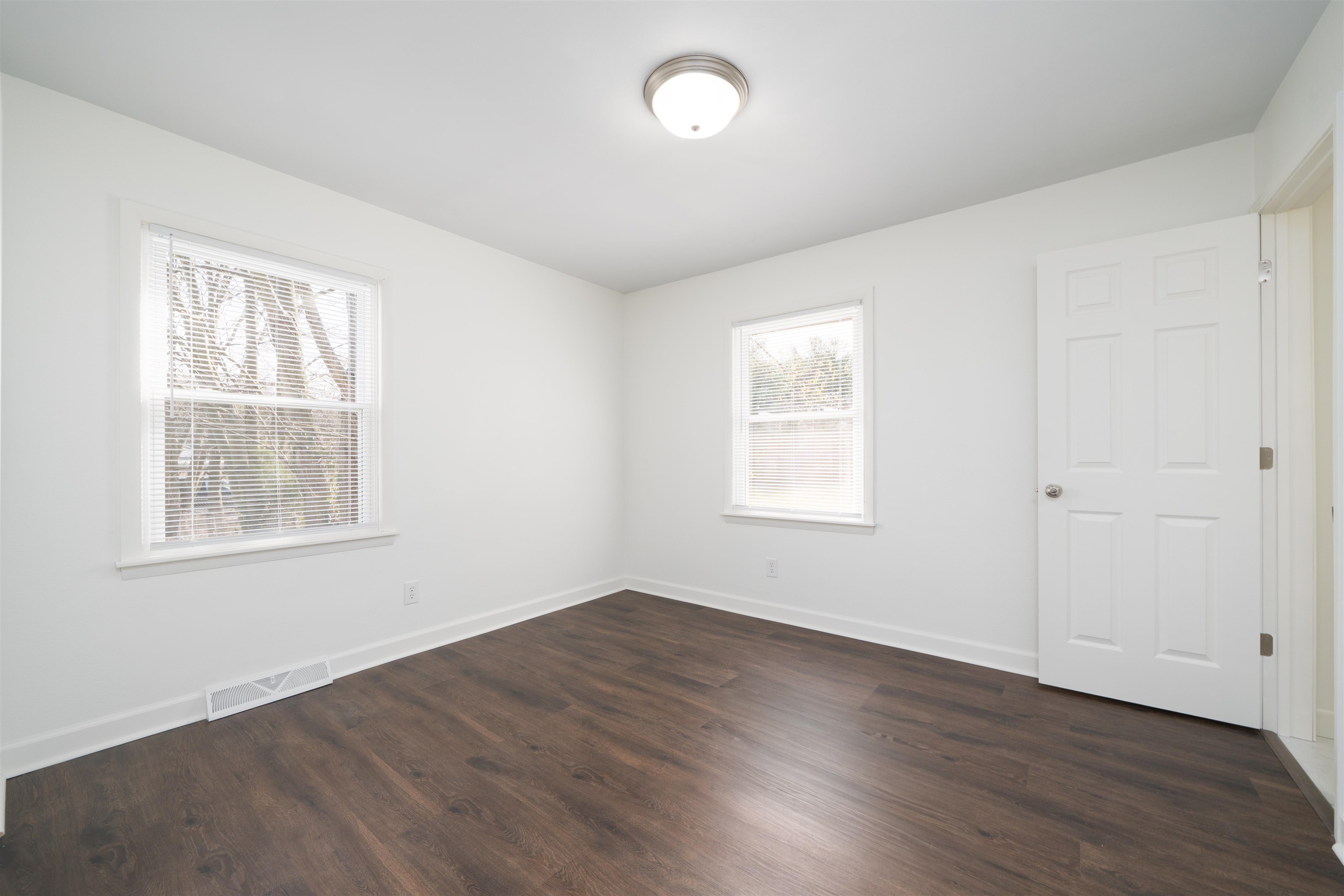 2441 Burton Rd, Utica, Kentucky 42376, 3 Bedrooms Bedrooms, ,2 BathroomsBathrooms,Single Family Residence,For Sale,Burton Rd,94400