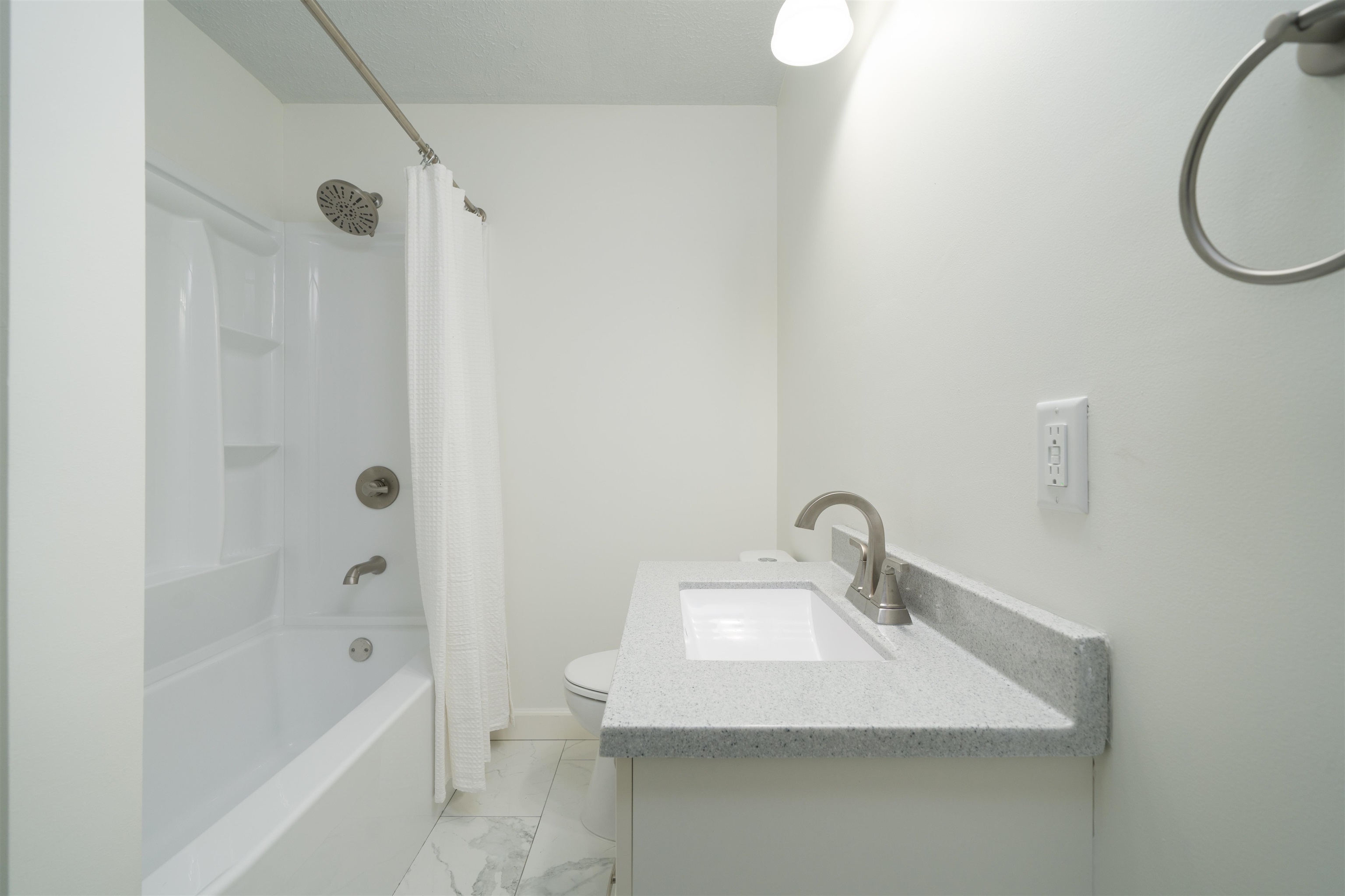 2441 Burton Rd, Utica, Kentucky 42376, 3 Bedrooms Bedrooms, ,2 BathroomsBathrooms,Single Family Residence,For Sale,Burton Rd,94400