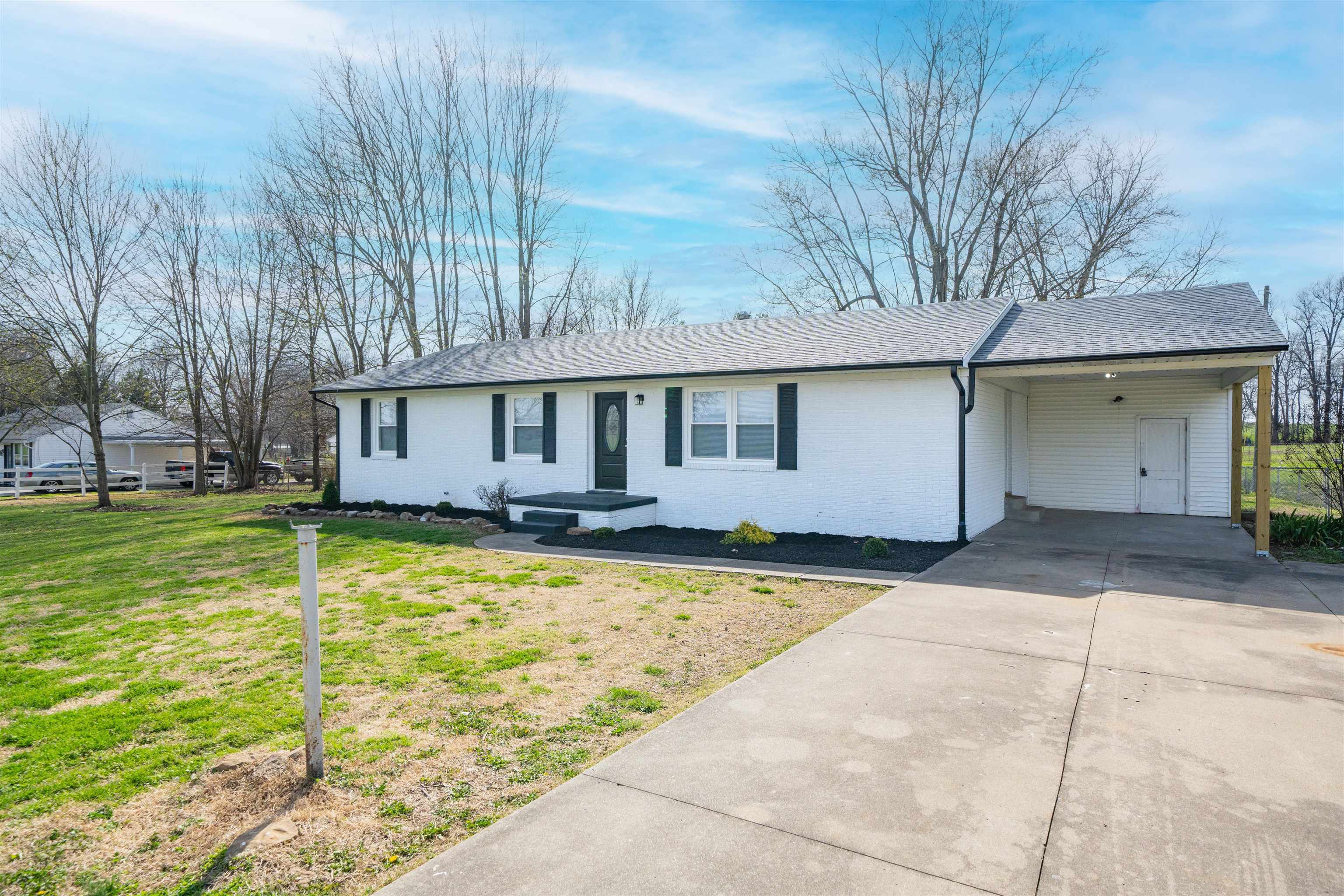 2441 Burton Rd, Utica, Kentucky 42376, 3 Bedrooms Bedrooms, ,2 BathroomsBathrooms,Single Family Residence,For Sale,Burton Rd,94400