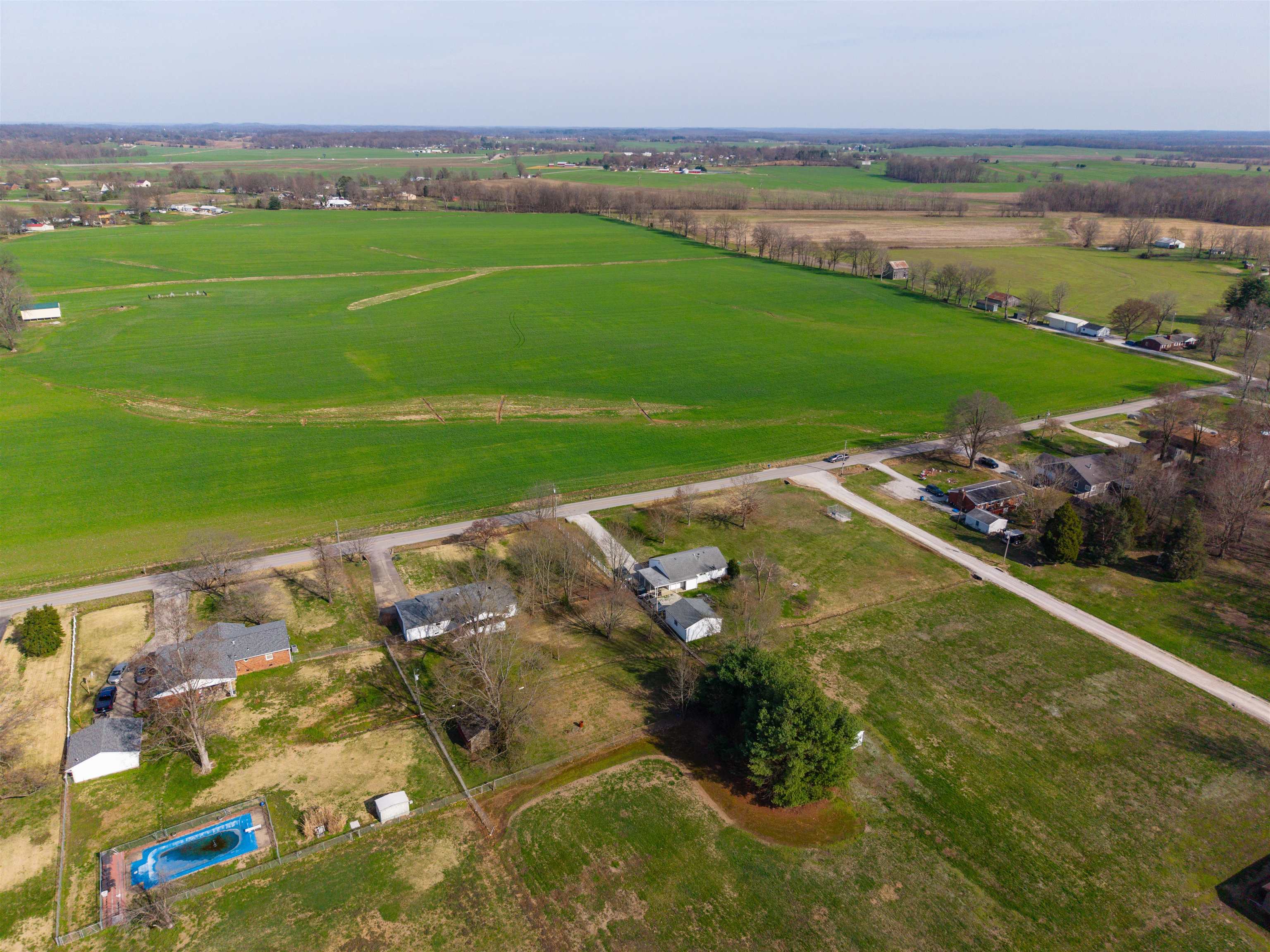 2441 Burton Rd, Utica, Kentucky 42376, 3 Bedrooms Bedrooms, ,2 BathroomsBathrooms,Single Family Residence,For Sale,Burton Rd,94400