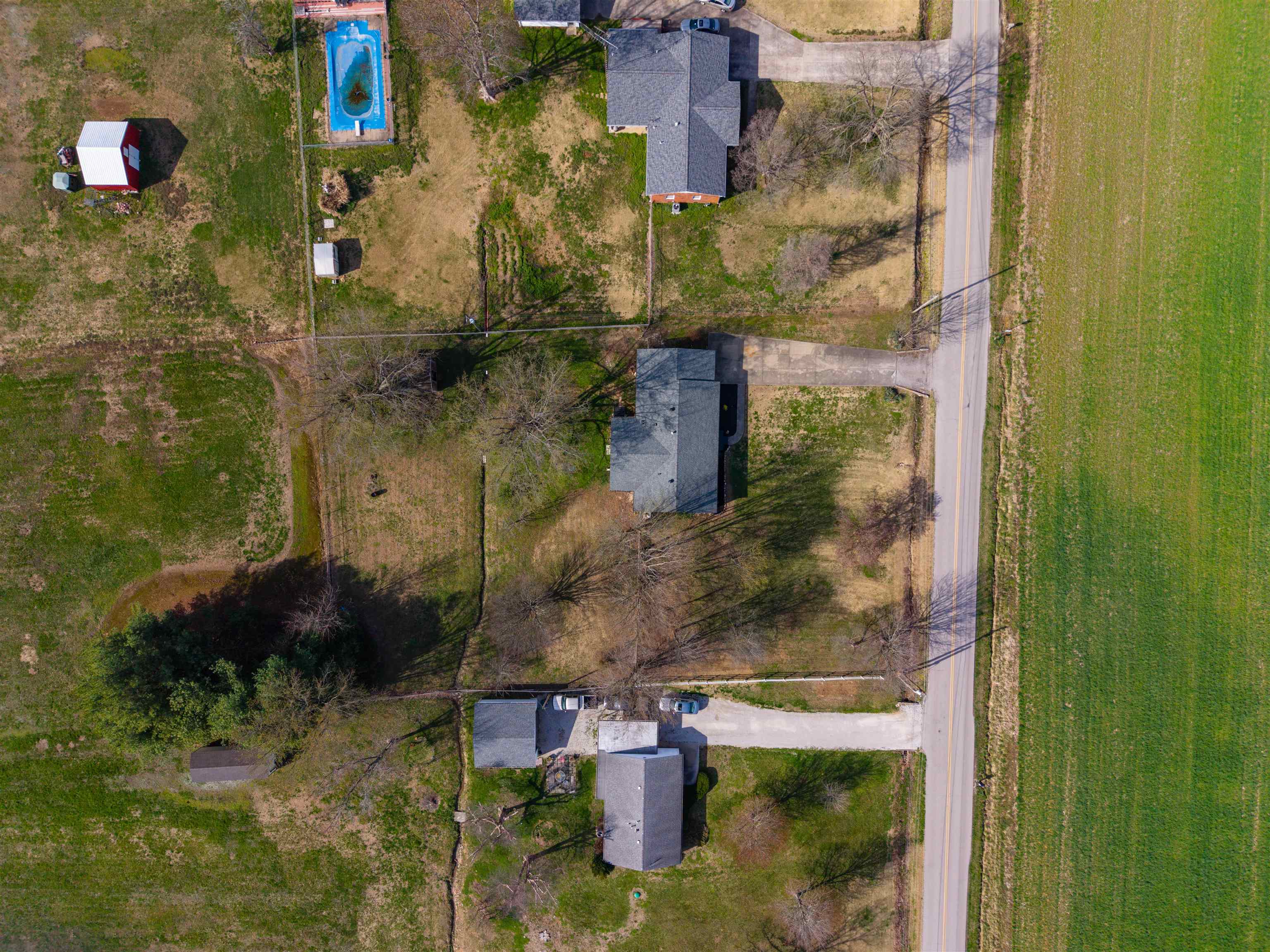 2441 Burton Rd, Utica, Kentucky 42376, 3 Bedrooms Bedrooms, ,2 BathroomsBathrooms,Single Family Residence,For Sale,Burton Rd,94400