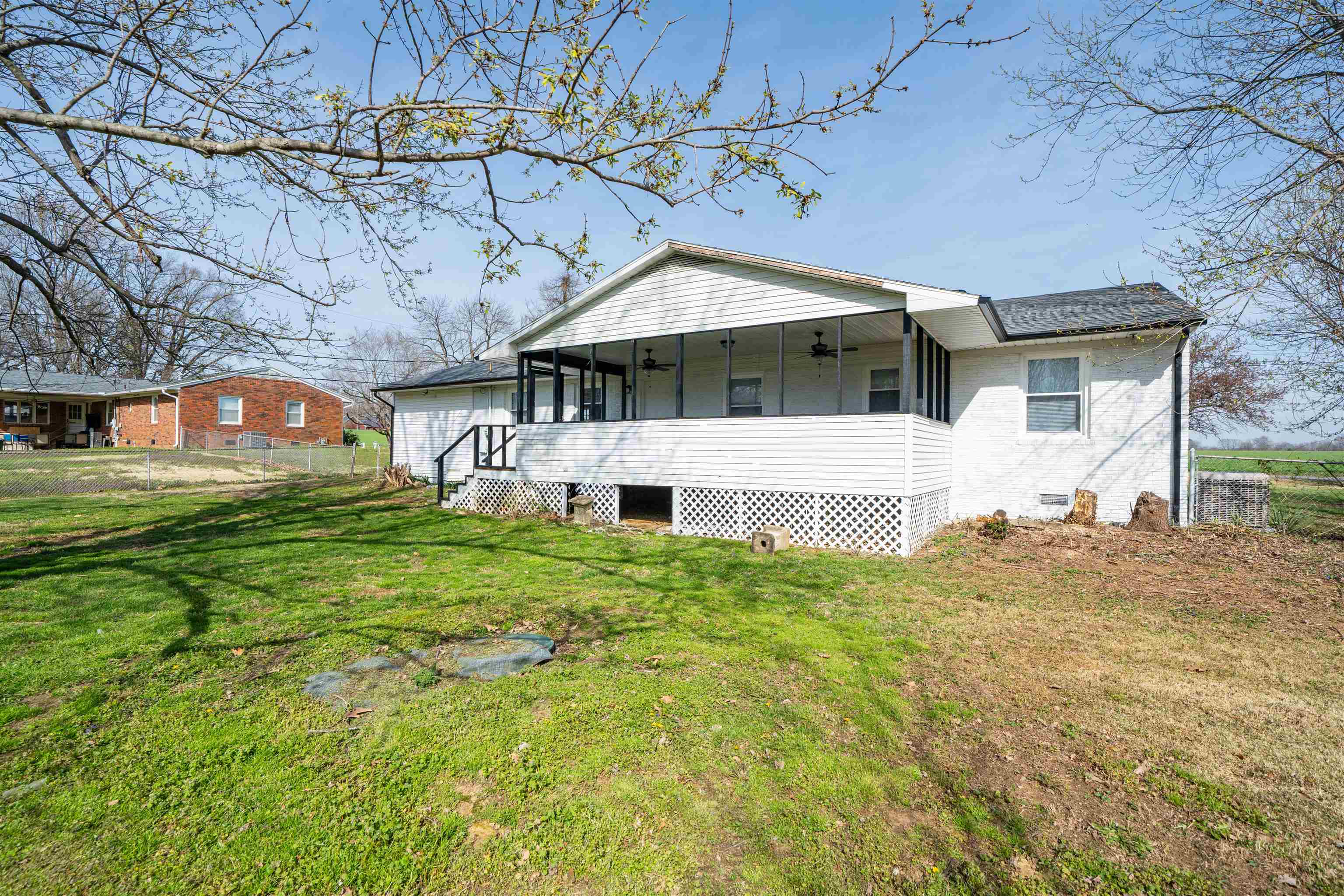 2441 Burton Rd, Utica, Kentucky 42376, 3 Bedrooms Bedrooms, ,2 BathroomsBathrooms,Single Family Residence,For Sale,Burton Rd,94400