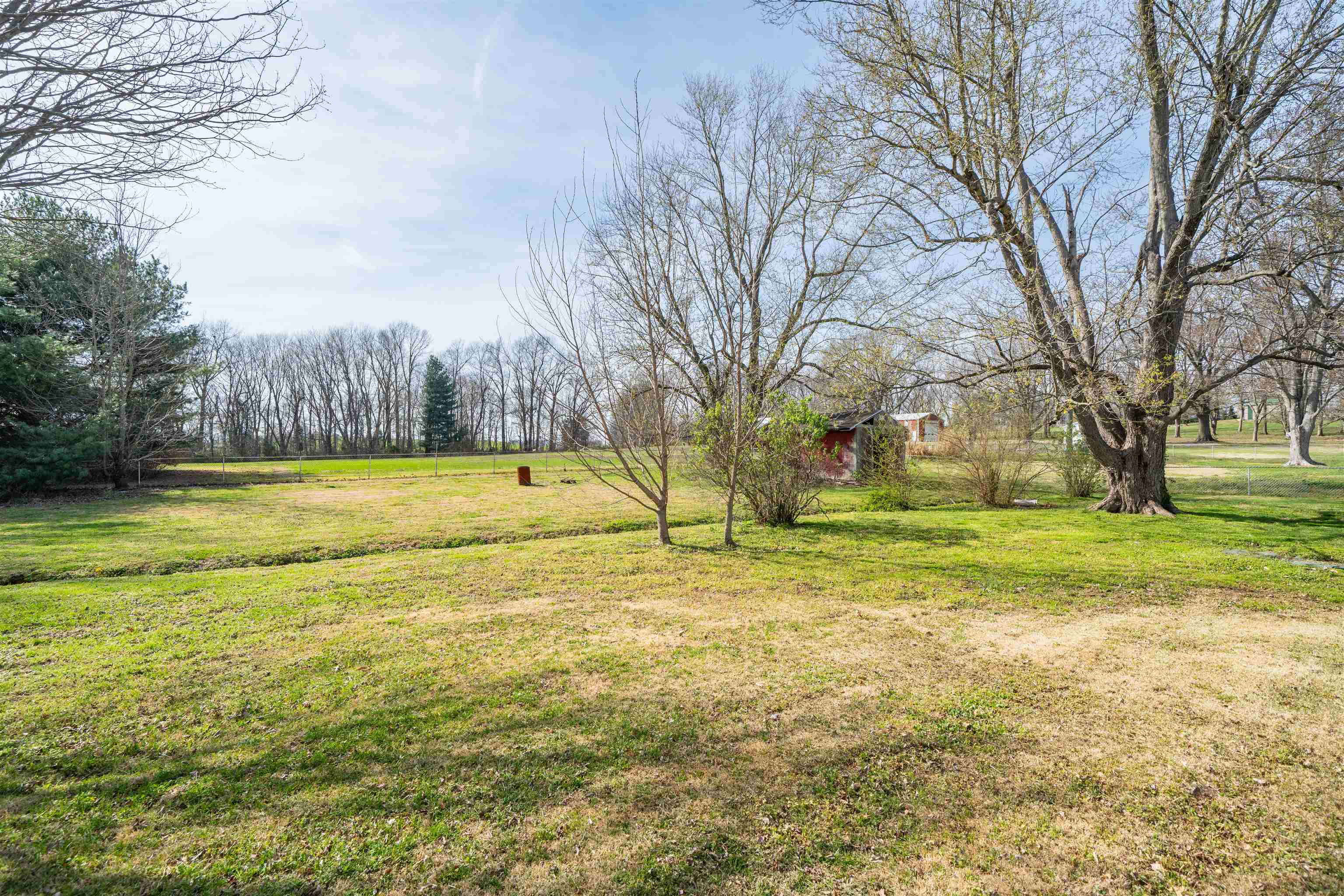2441 Burton Rd, Utica, Kentucky 42376, 3 Bedrooms Bedrooms, ,2 BathroomsBathrooms,Single Family Residence,For Sale,Burton Rd,94400
