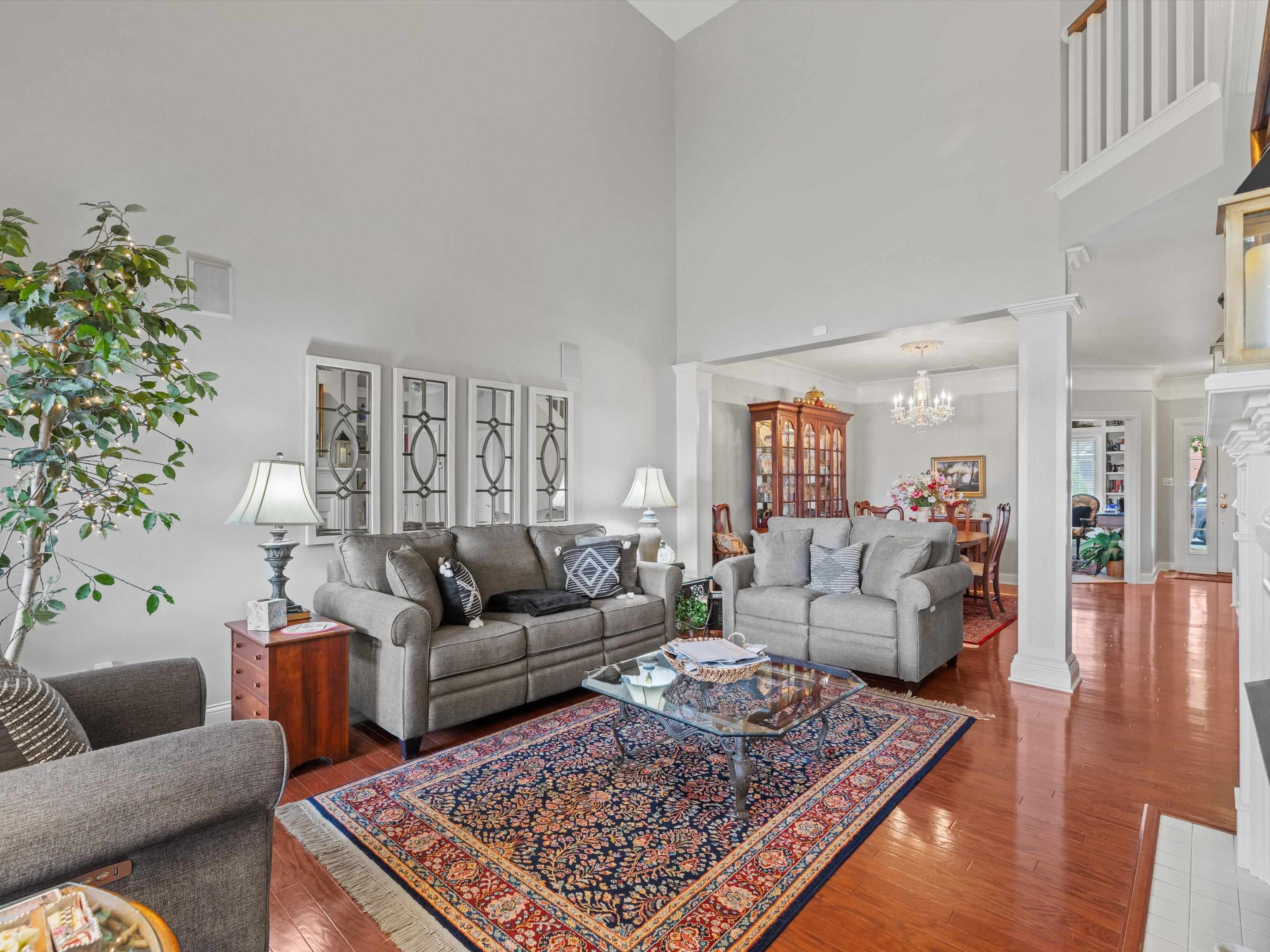 995 First Street, Owensboro, Kentucky 42301, 4 Bedrooms Bedrooms, ,2 BathroomsBathrooms,Single Family Residence,For Sale,First Street,94401