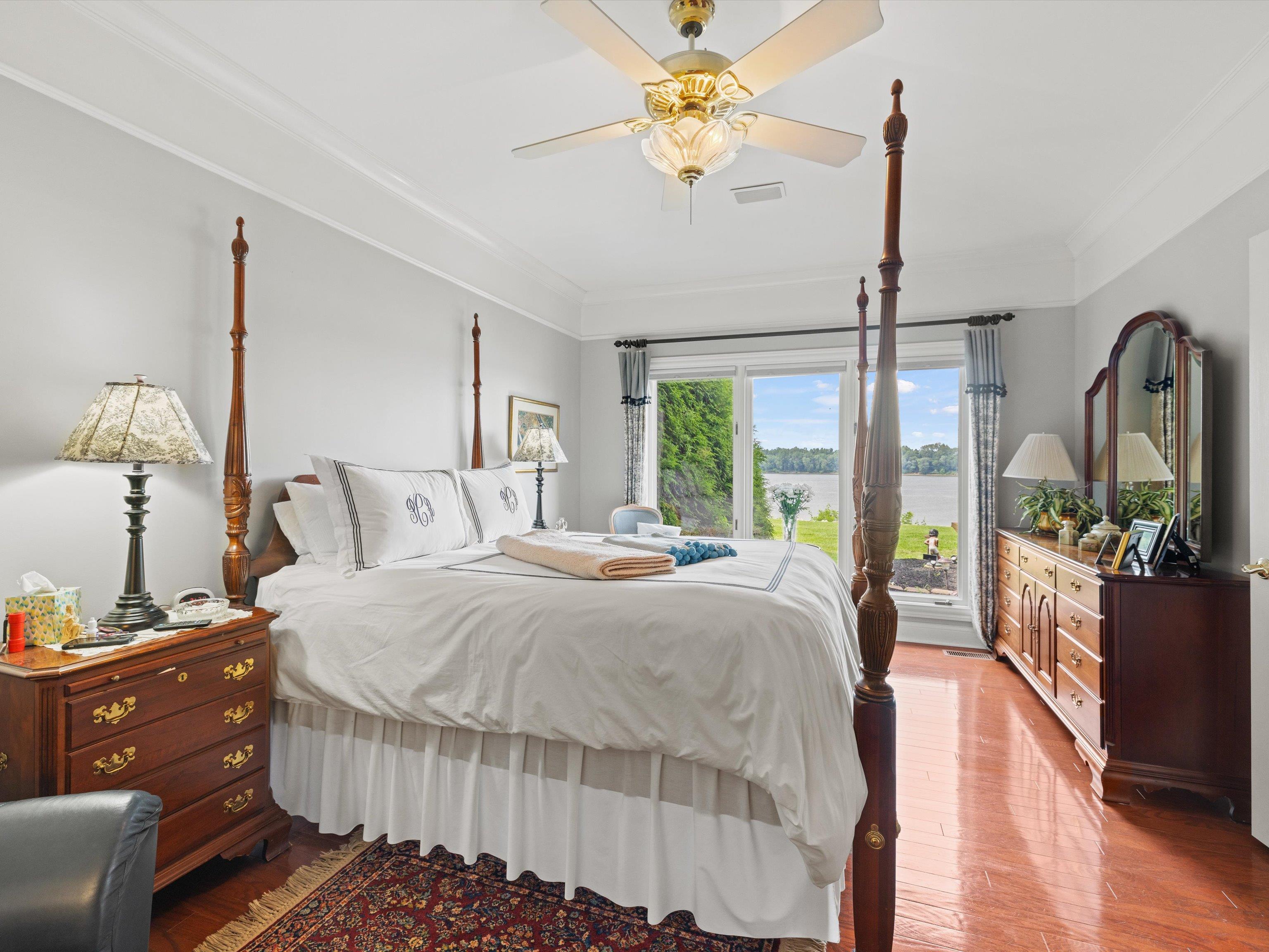 995 First Street, Owensboro, Kentucky 42301, 4 Bedrooms Bedrooms, ,2 BathroomsBathrooms,Single Family Residence,For Sale,First Street,94401