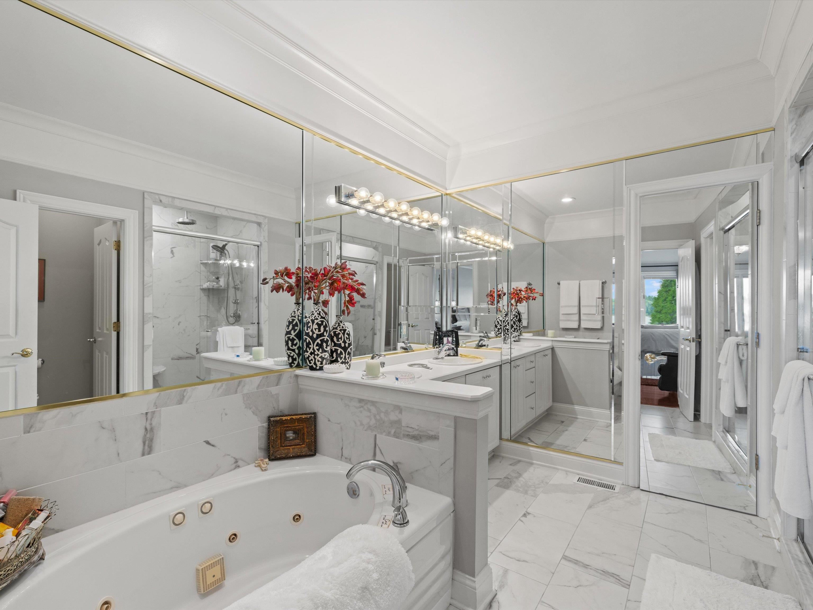 995 First Street, Owensboro, Kentucky 42301, 4 Bedrooms Bedrooms, ,2 BathroomsBathrooms,Single Family Residence,For Sale,First Street,94401