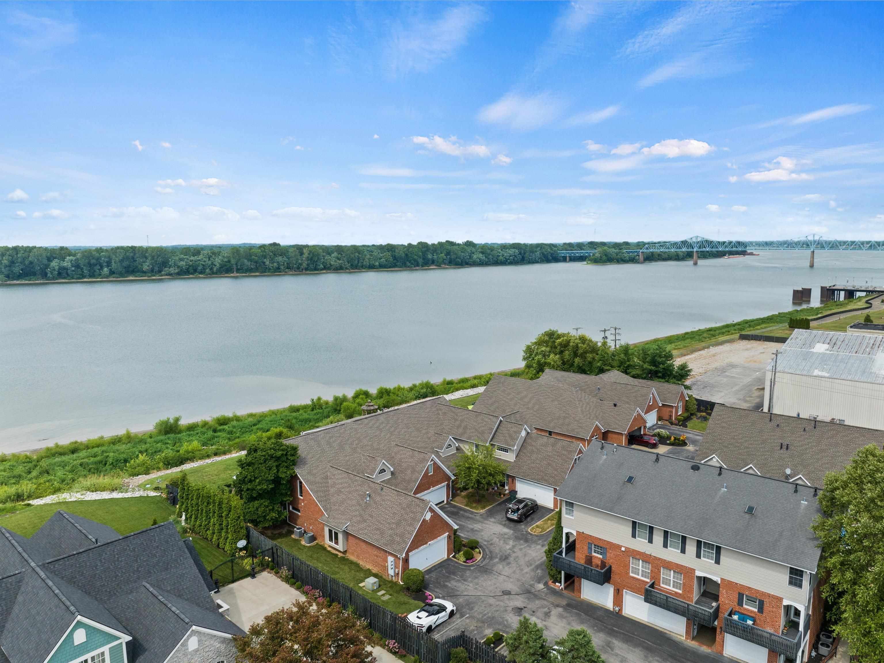 995 First Street, Owensboro, Kentucky 42301, 4 Bedrooms Bedrooms, ,2 BathroomsBathrooms,Single Family Residence,For Sale,First Street,94401