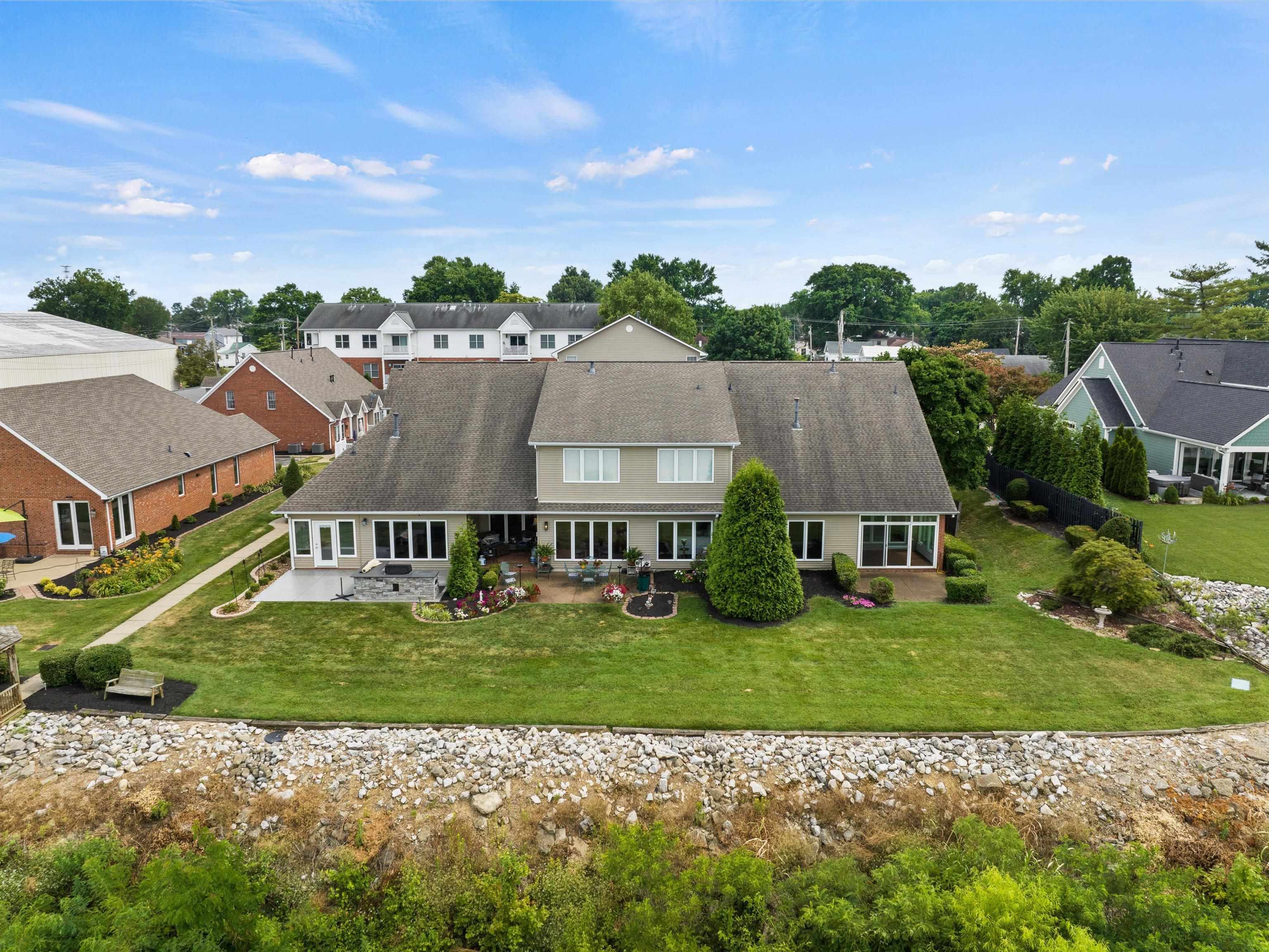 995 First Street, Owensboro, Kentucky 42301, 4 Bedrooms Bedrooms, ,2 BathroomsBathrooms,Single Family Residence,For Sale,First Street,94401