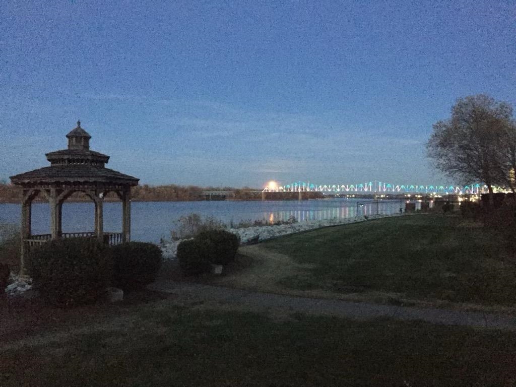 995 First Street, Owensboro, Kentucky 42301, 4 Bedrooms Bedrooms, ,2 BathroomsBathrooms,Single Family Residence,For Sale,First Street,94401