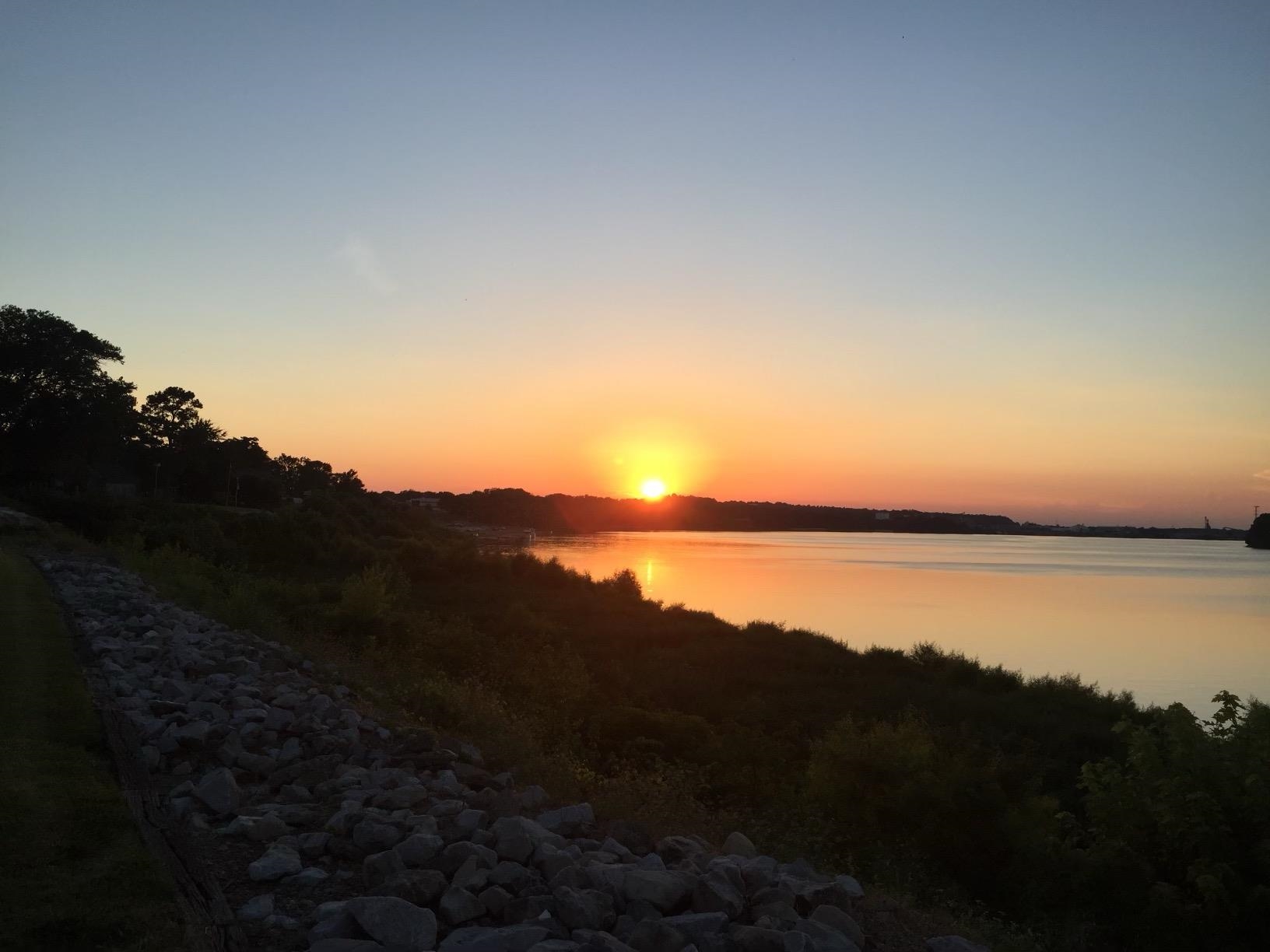 995 First Street, Owensboro, Kentucky 42301, 4 Bedrooms Bedrooms, ,2 BathroomsBathrooms,Single Family Residence,For Sale,First Street,94401