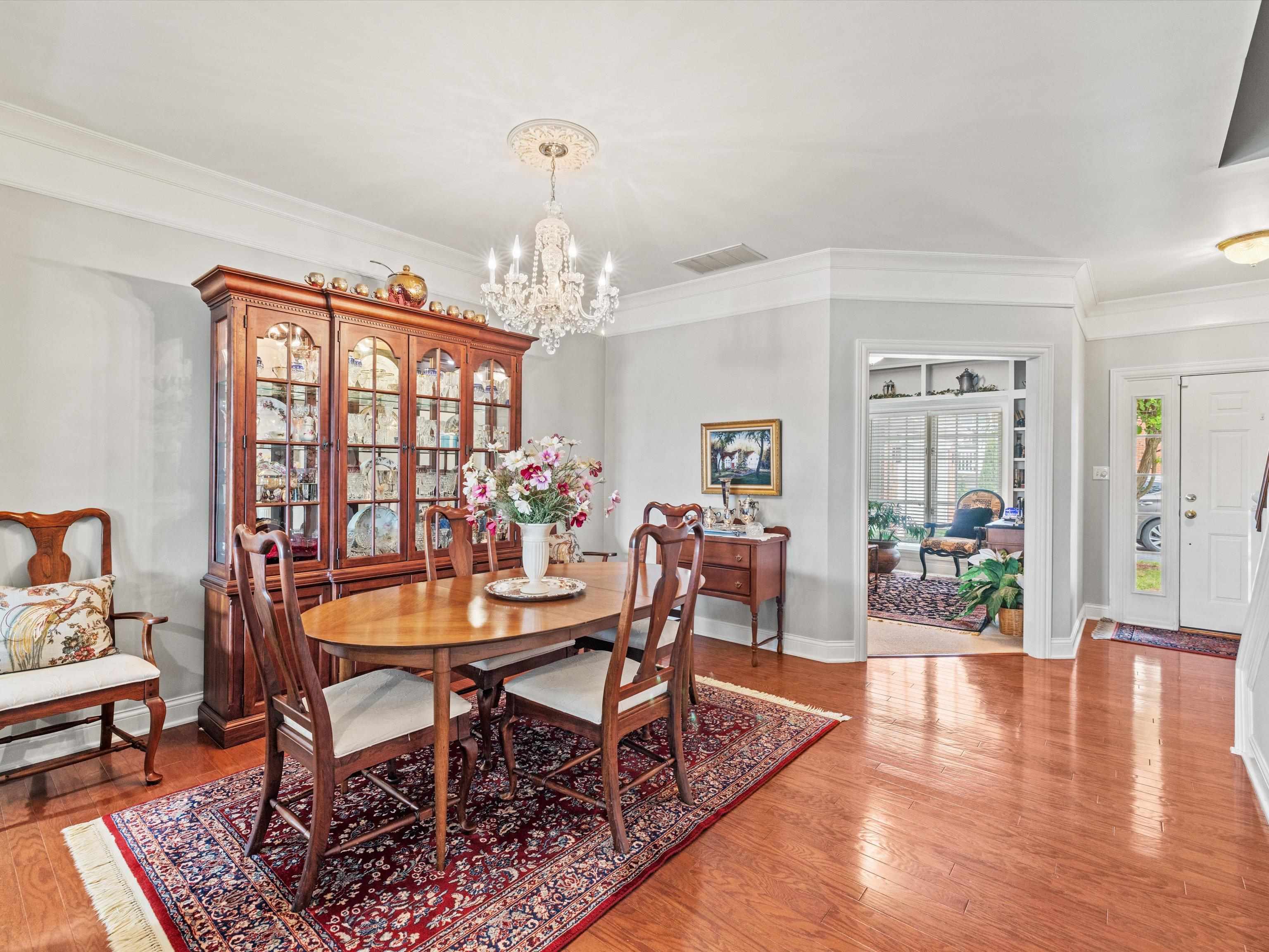 995 First Street, Owensboro, Kentucky 42301, 4 Bedrooms Bedrooms, ,2 BathroomsBathrooms,Single Family Residence,For Sale,First Street,94401