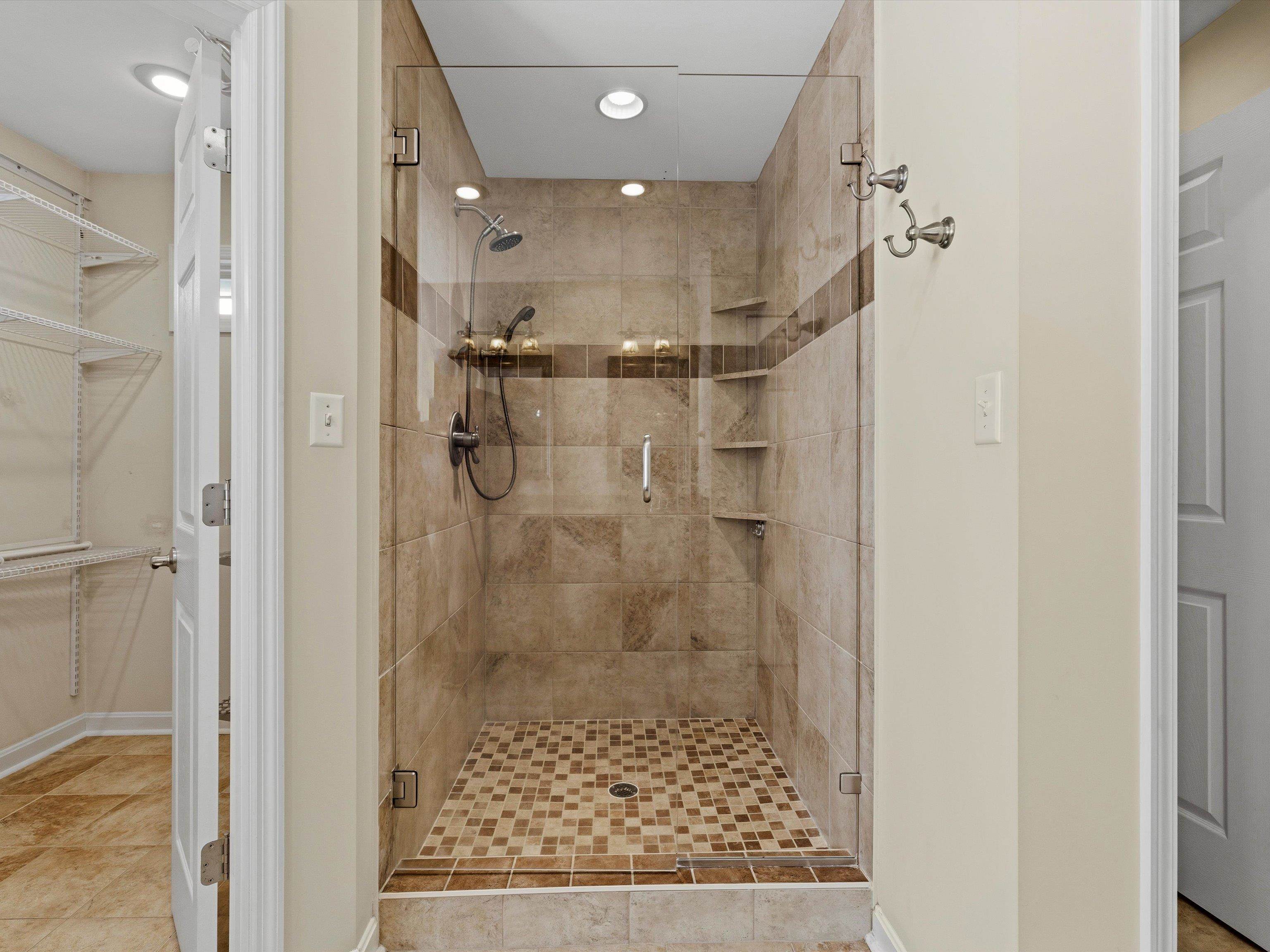 520 Warwick Dr W, Owensboro, Kentucky 42303, 3 Bedrooms Bedrooms, ,2 BathroomsBathrooms,Single Family Residence,For Sale,Warwick Dr W,94404