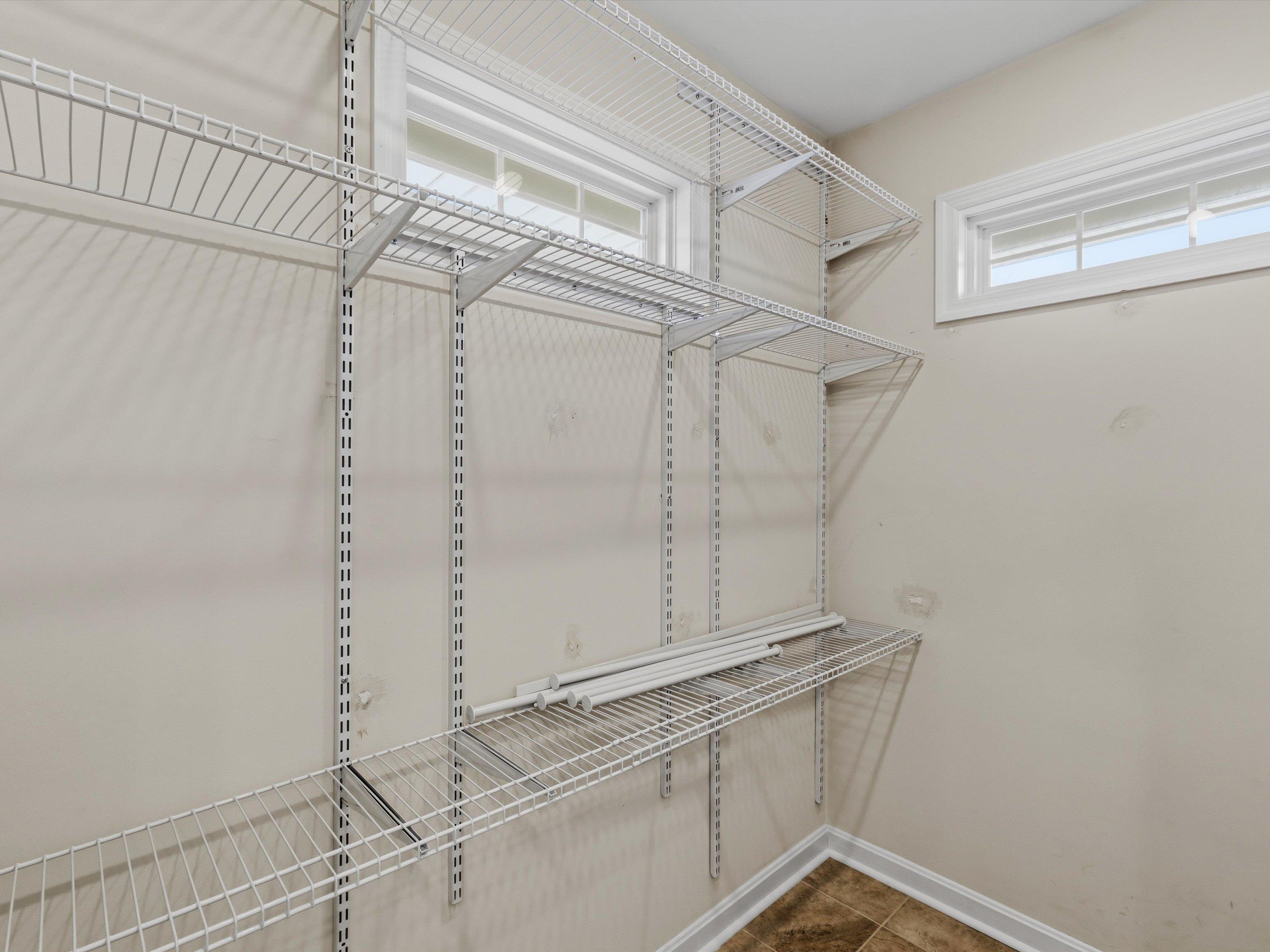 520 Warwick Dr W, Owensboro, Kentucky 42303, 3 Bedrooms Bedrooms, ,2 BathroomsBathrooms,Single Family Residence,For Sale,Warwick Dr W,94404