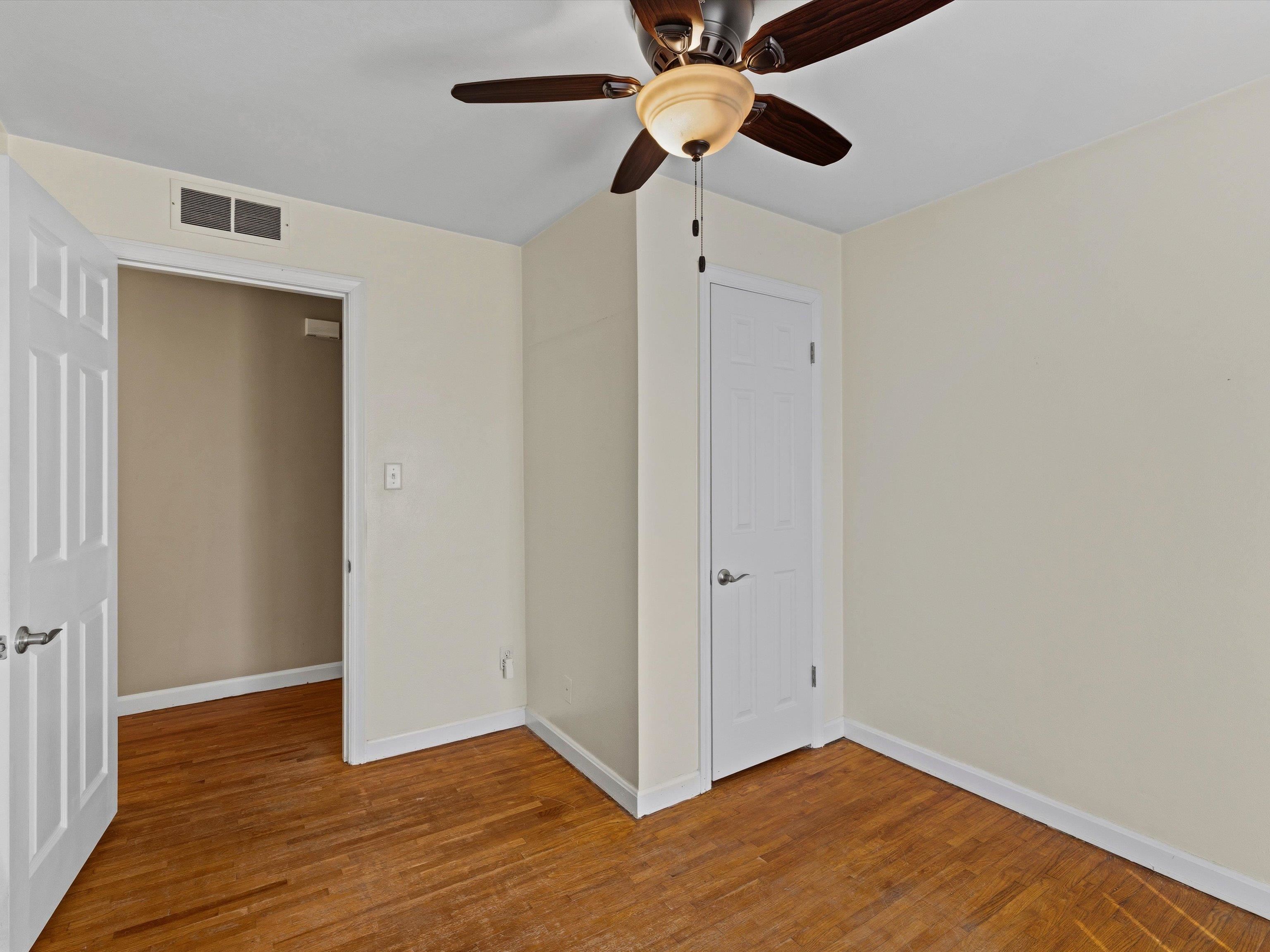 520 Warwick Dr W, Owensboro, Kentucky 42303, 3 Bedrooms Bedrooms, ,2 BathroomsBathrooms,Single Family Residence,For Sale,Warwick Dr W,94404