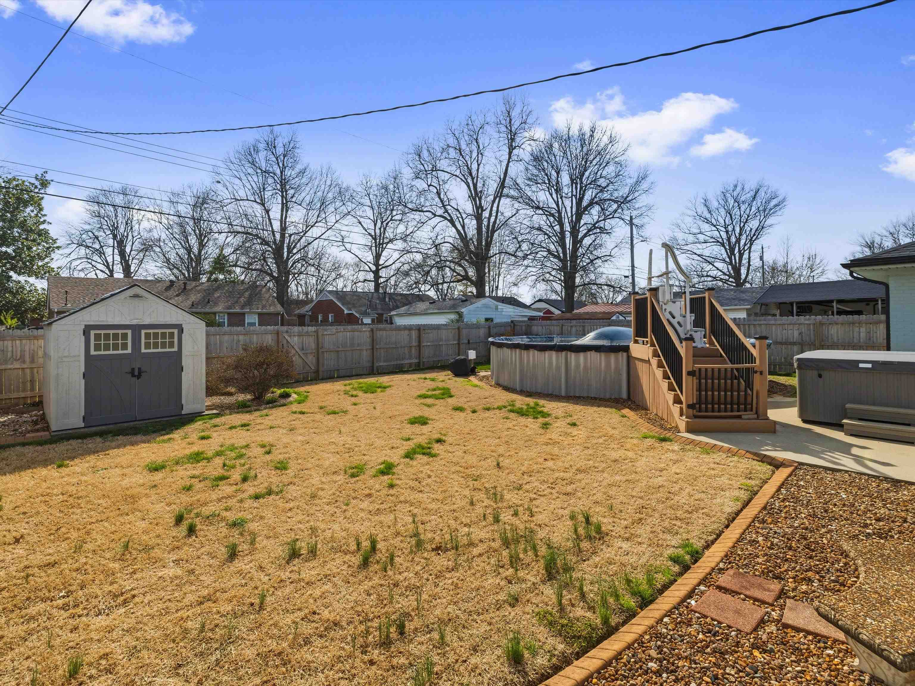 520 Warwick Dr W, Owensboro, Kentucky 42303, 3 Bedrooms Bedrooms, ,2 BathroomsBathrooms,Single Family Residence,For Sale,Warwick Dr W,94404