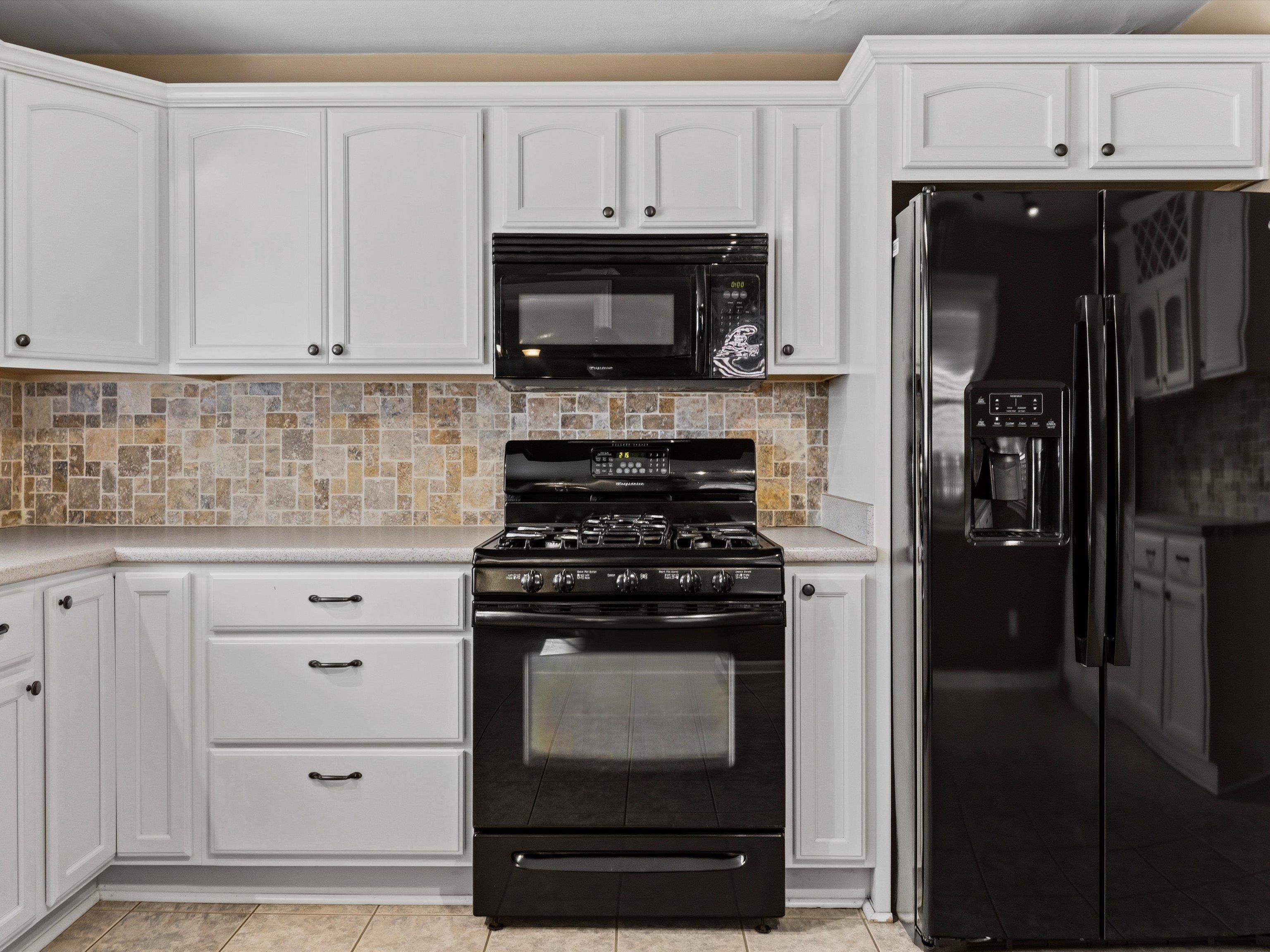 520 Warwick Dr W, Owensboro, Kentucky 42303, 3 Bedrooms Bedrooms, ,2 BathroomsBathrooms,Single Family Residence,For Sale,Warwick Dr W,94404