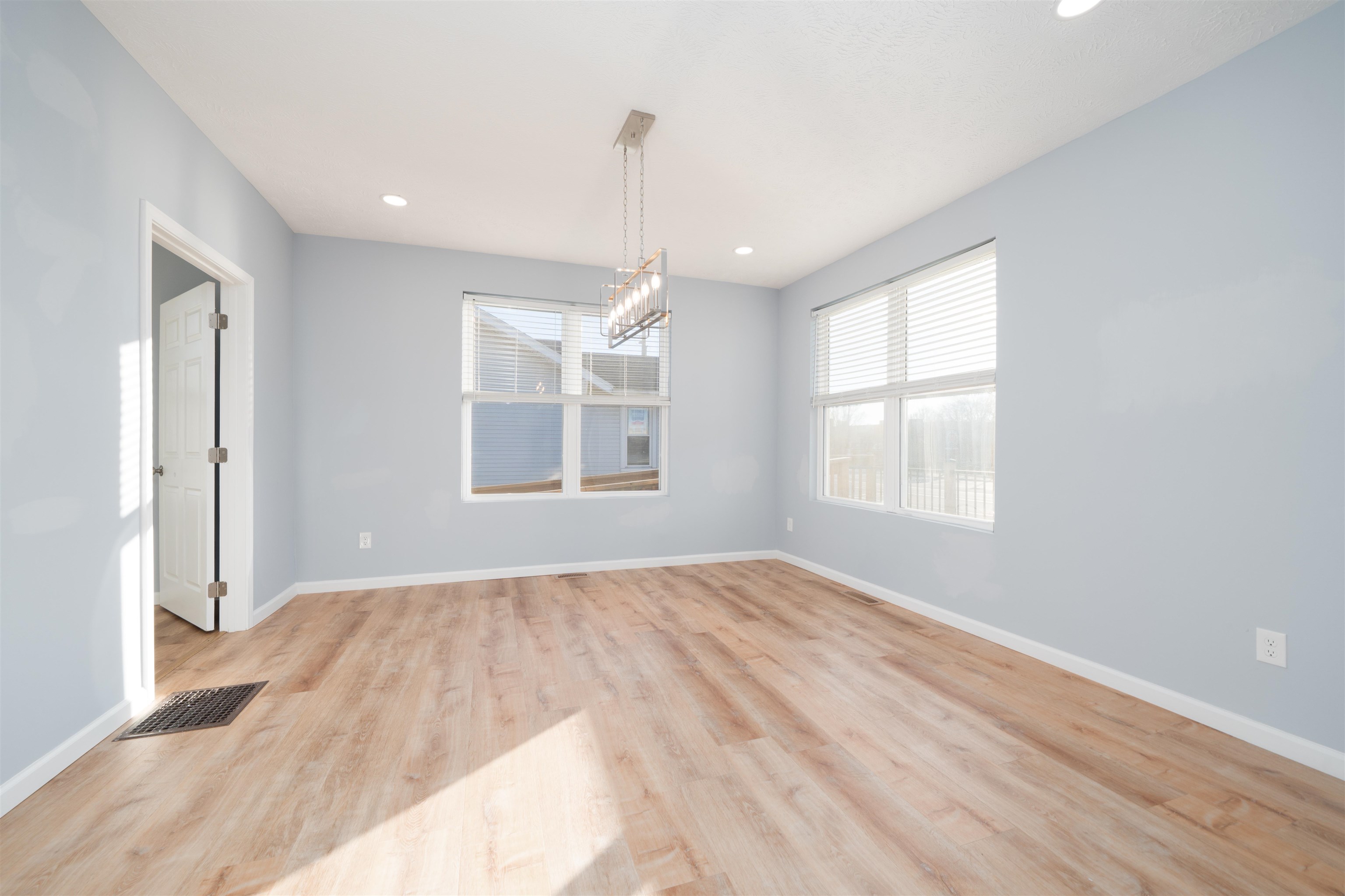 2219 Frederica St, Owensboro, Kentucky 42301, ,Office,For Sale,Frederica St,94405