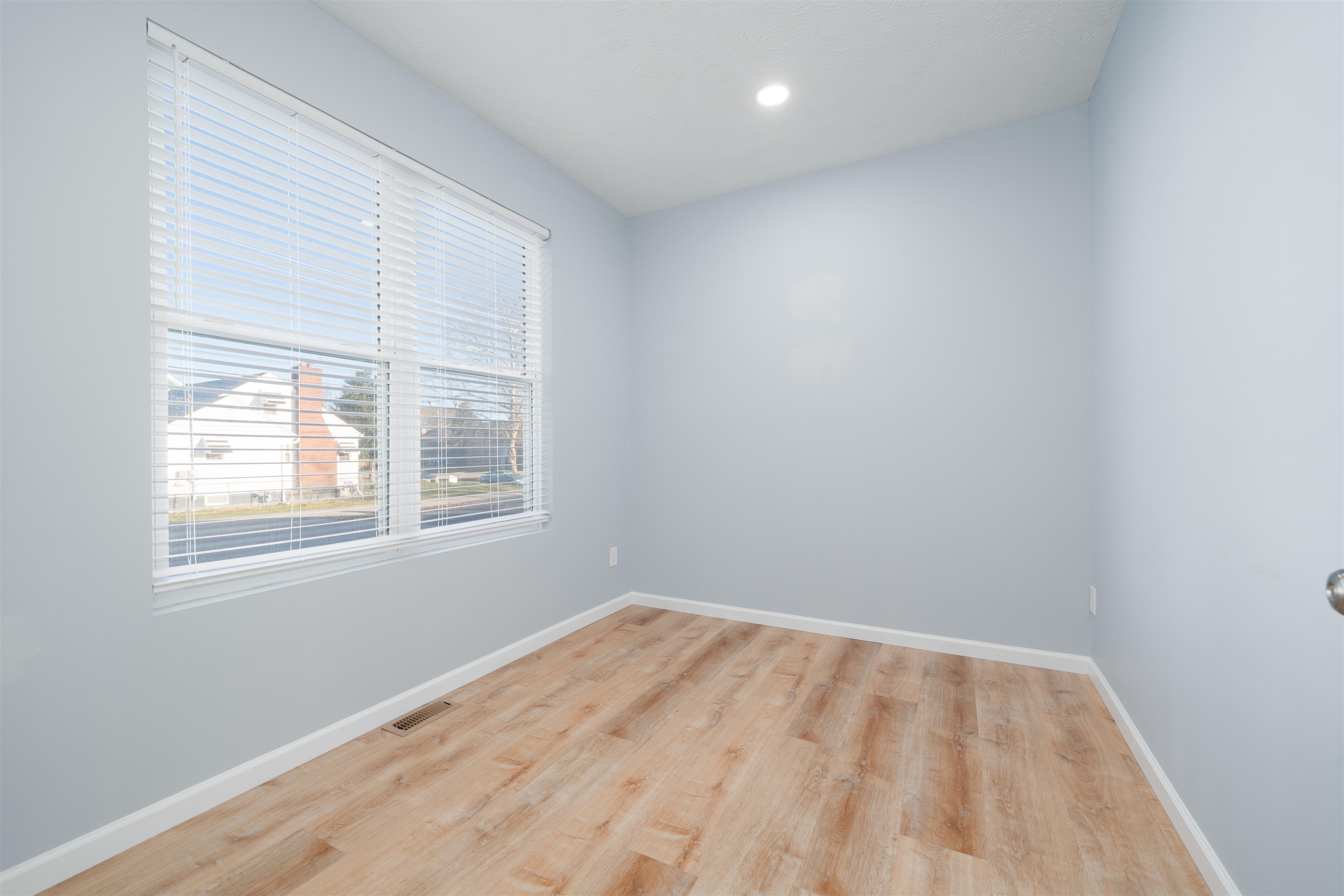 2219 Frederica St, Owensboro, Kentucky 42301, ,Office,For Sale,Frederica St,94405