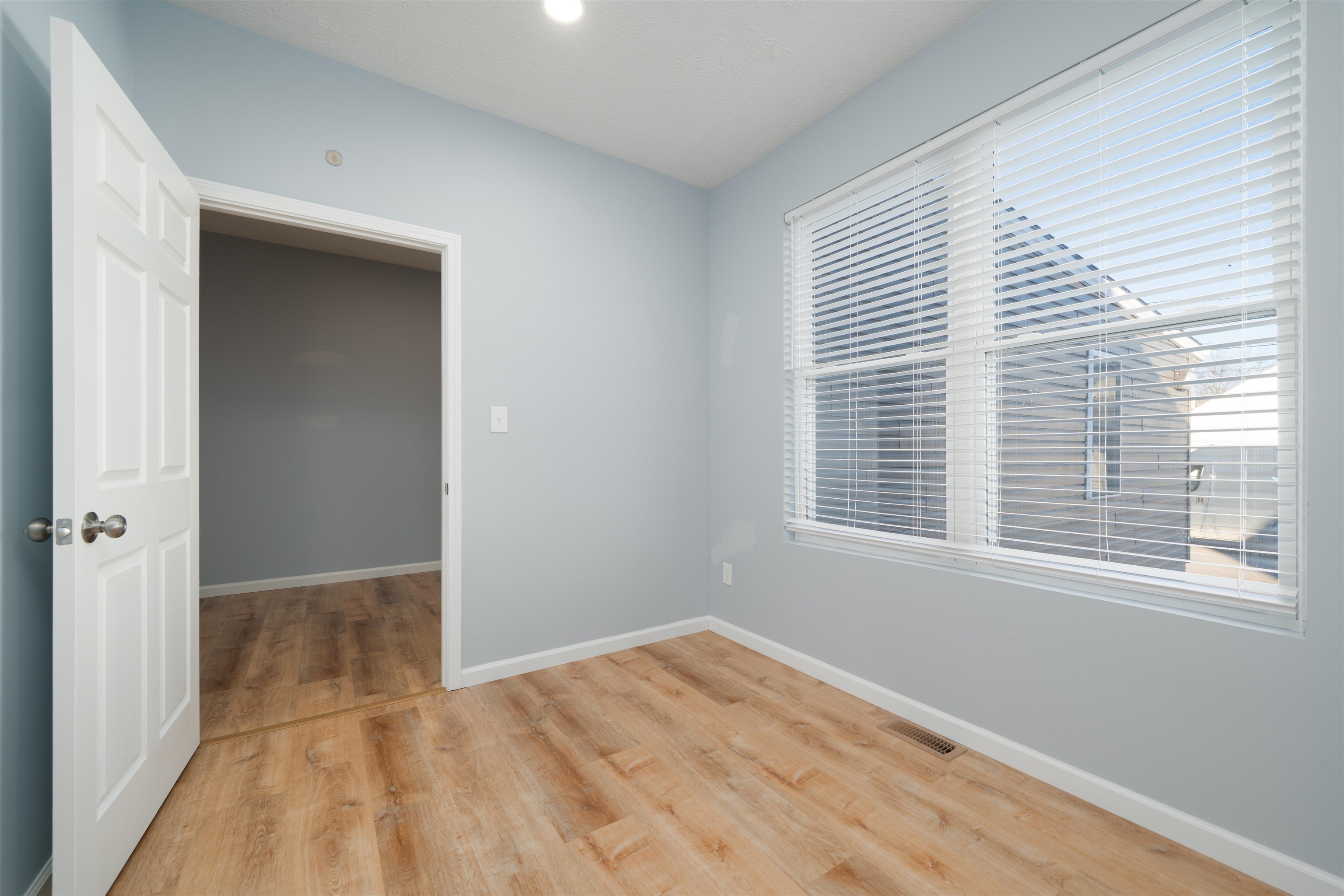 2219 Frederica St, Owensboro, Kentucky 42301, ,Office,For Sale,Frederica St,94405