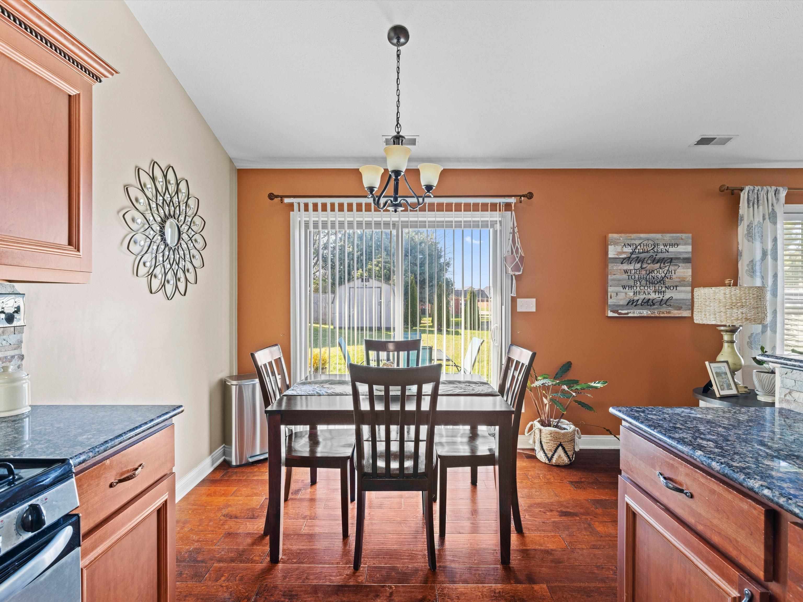 5370 Willow Brook Loop, Owensboro, Kentucky 42301, 4 Bedrooms Bedrooms, ,2 BathroomsBathrooms,Single Family Residence,For Sale,Willow Brook Loop,94407