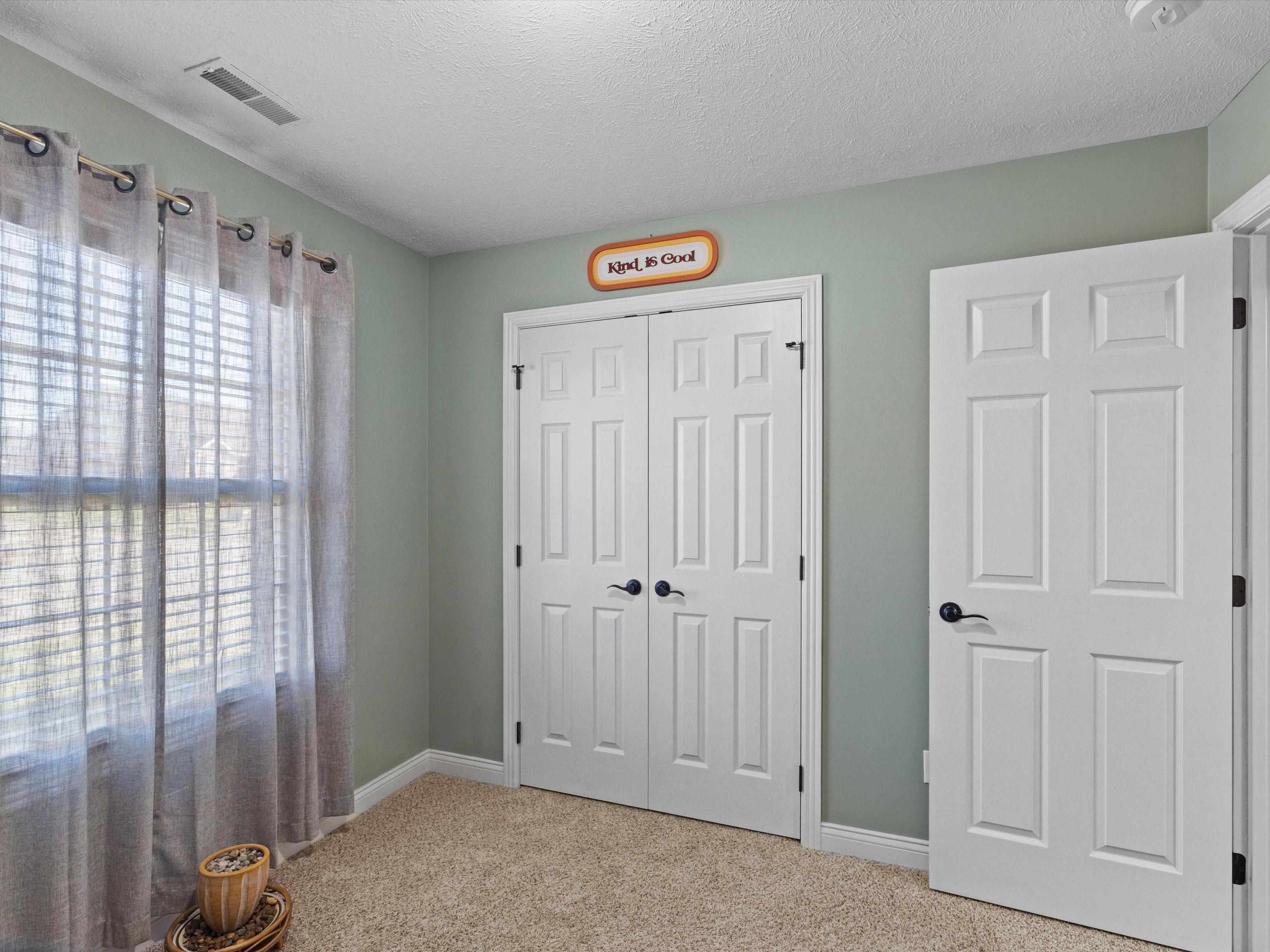 5370 Willow Brook Loop, Owensboro, Kentucky 42301, 4 Bedrooms Bedrooms, ,2 BathroomsBathrooms,Single Family Residence,For Sale,Willow Brook Loop,94407