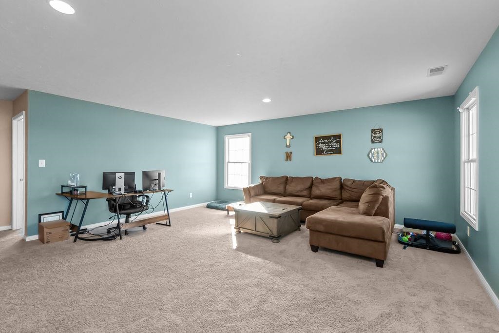 2522 Palomino Place, Owensboro, Kentucky 42301, 4 Bedrooms Bedrooms, ,2 BathroomsBathrooms,Single Family Residence,For Sale,Palomino Place,94408