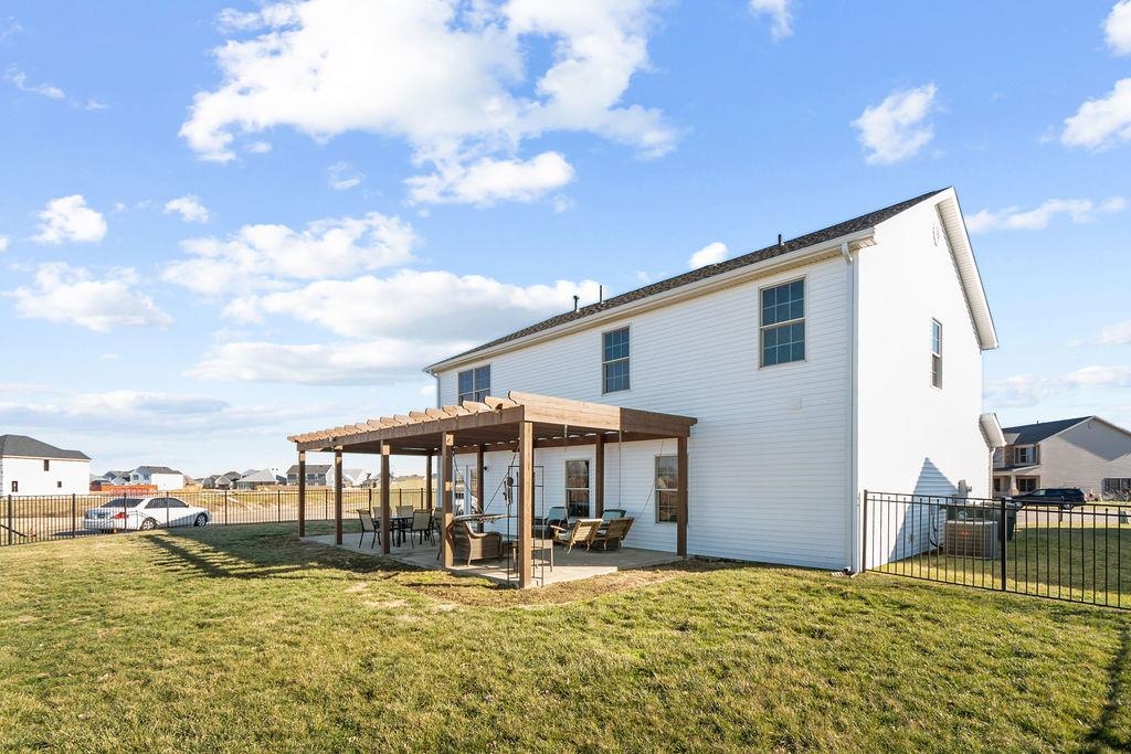 2522 Palomino Place, Owensboro, Kentucky 42301, 4 Bedrooms Bedrooms, ,2 BathroomsBathrooms,Single Family Residence,For Sale,Palomino Place,94408