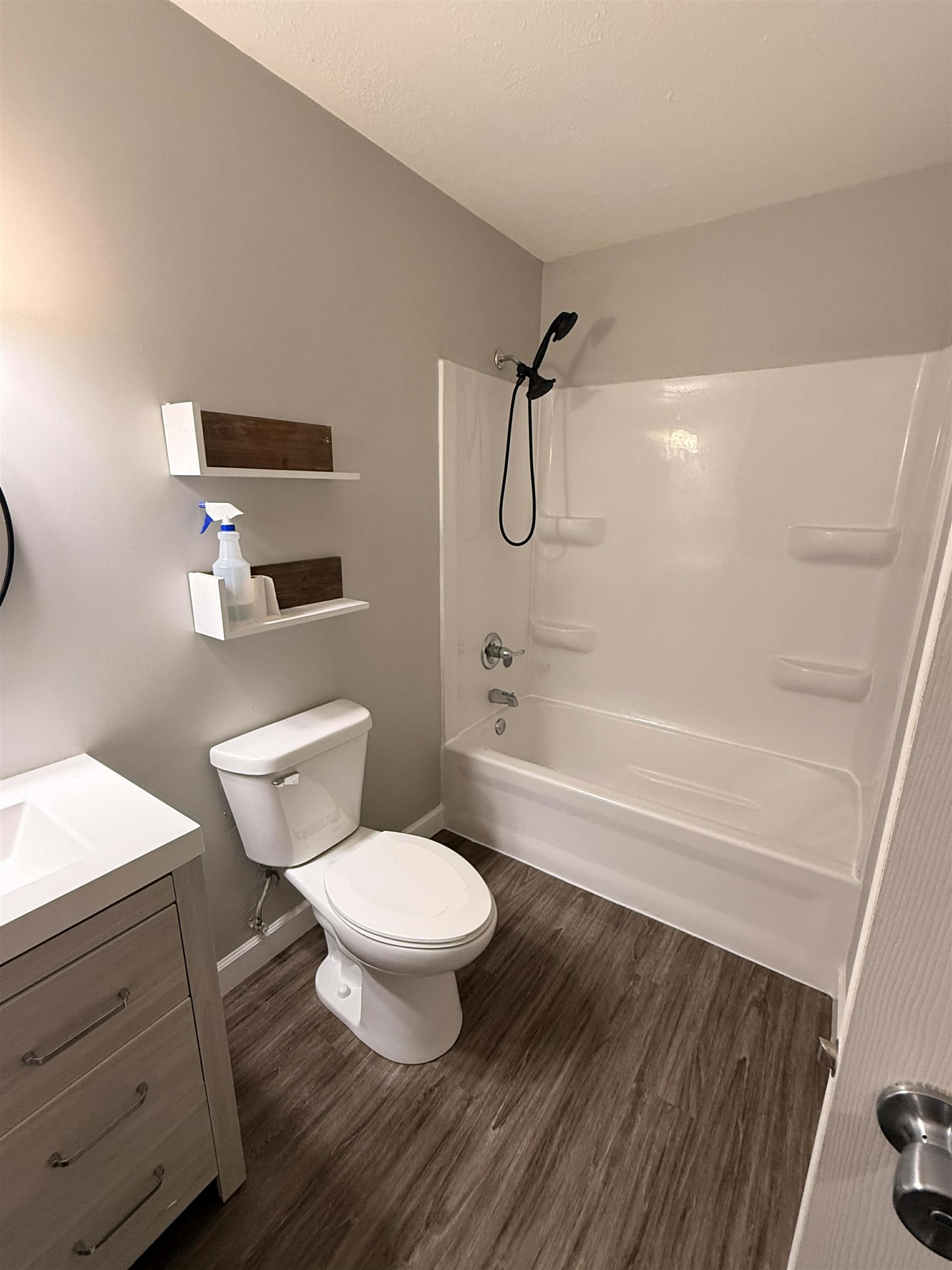 1236 Gilbert Lane, Owensboro, Kentucky 42303-1354, 3 Bedrooms Bedrooms, ,1 BathroomBathrooms,Single Family Residence,For Sale,Gilbert Lane,94409