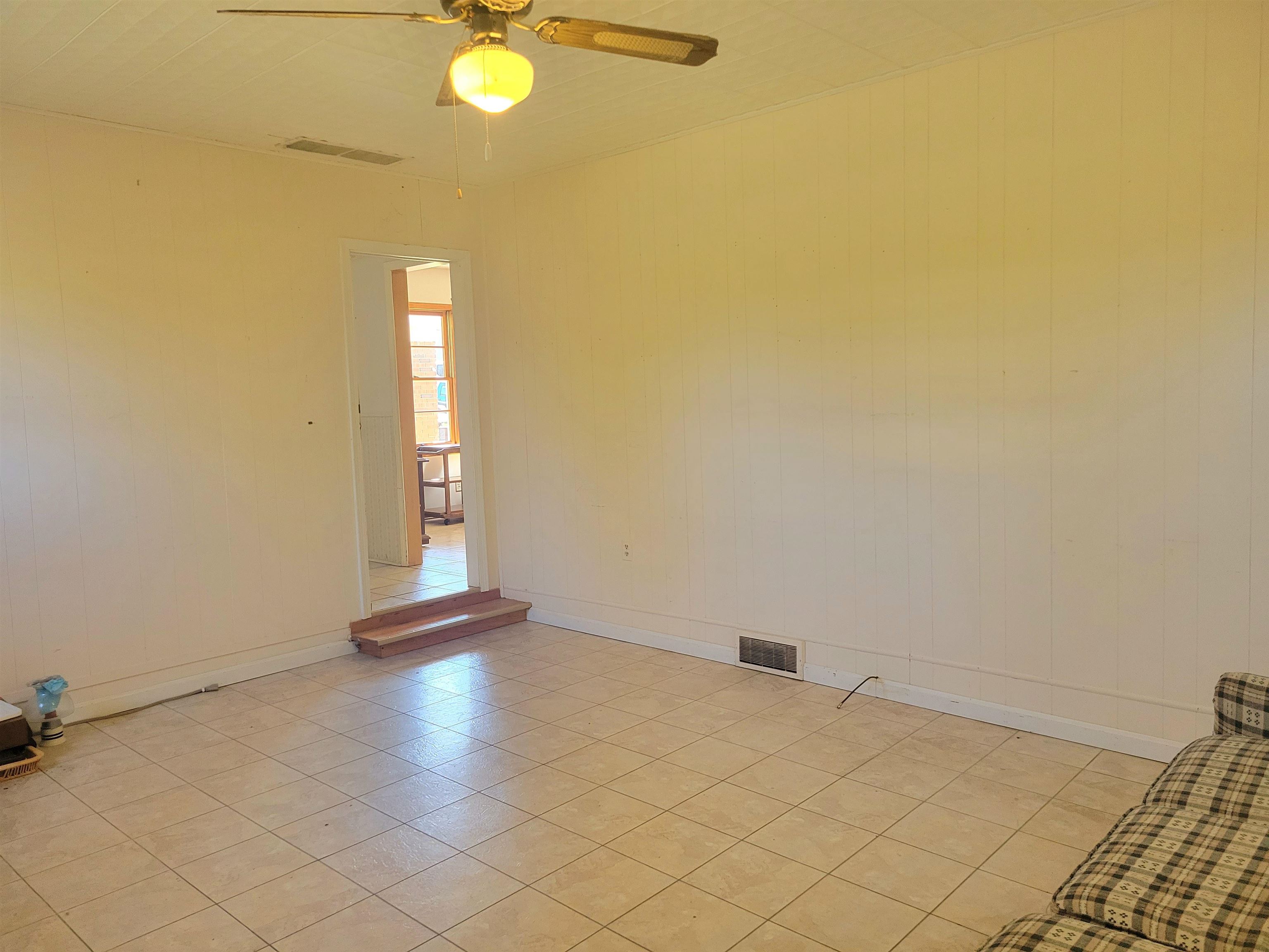 603 Madison, Beaver Dam, Kentucky 42320, 3 Bedrooms Bedrooms, ,2 BathroomsBathrooms,Single Family Residence,For Sale,Madison,94410