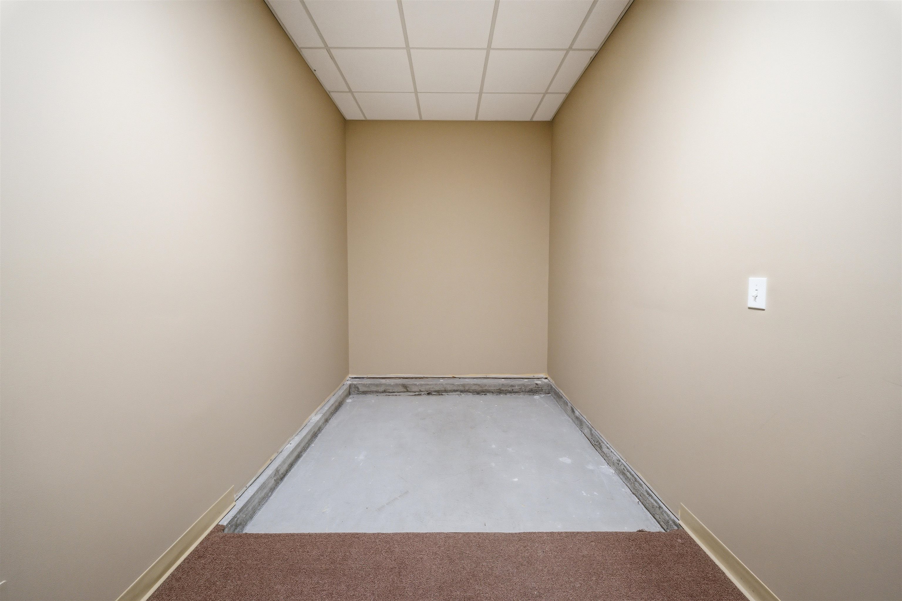 3400 New Hartford Rd Ste B, Owensboro, Kentucky 42303, ,Office,For Sale,New Hartford Rd Ste B,94412