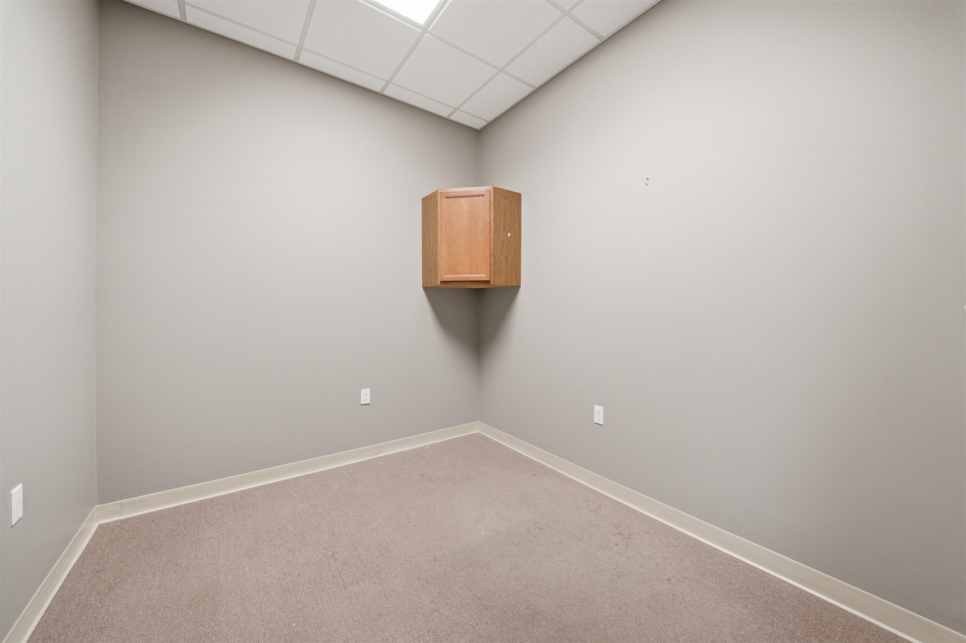 3400 New Hartford Rd Ste B, Owensboro, Kentucky 42303, ,Office,For Sale,New Hartford Rd Ste B,94412