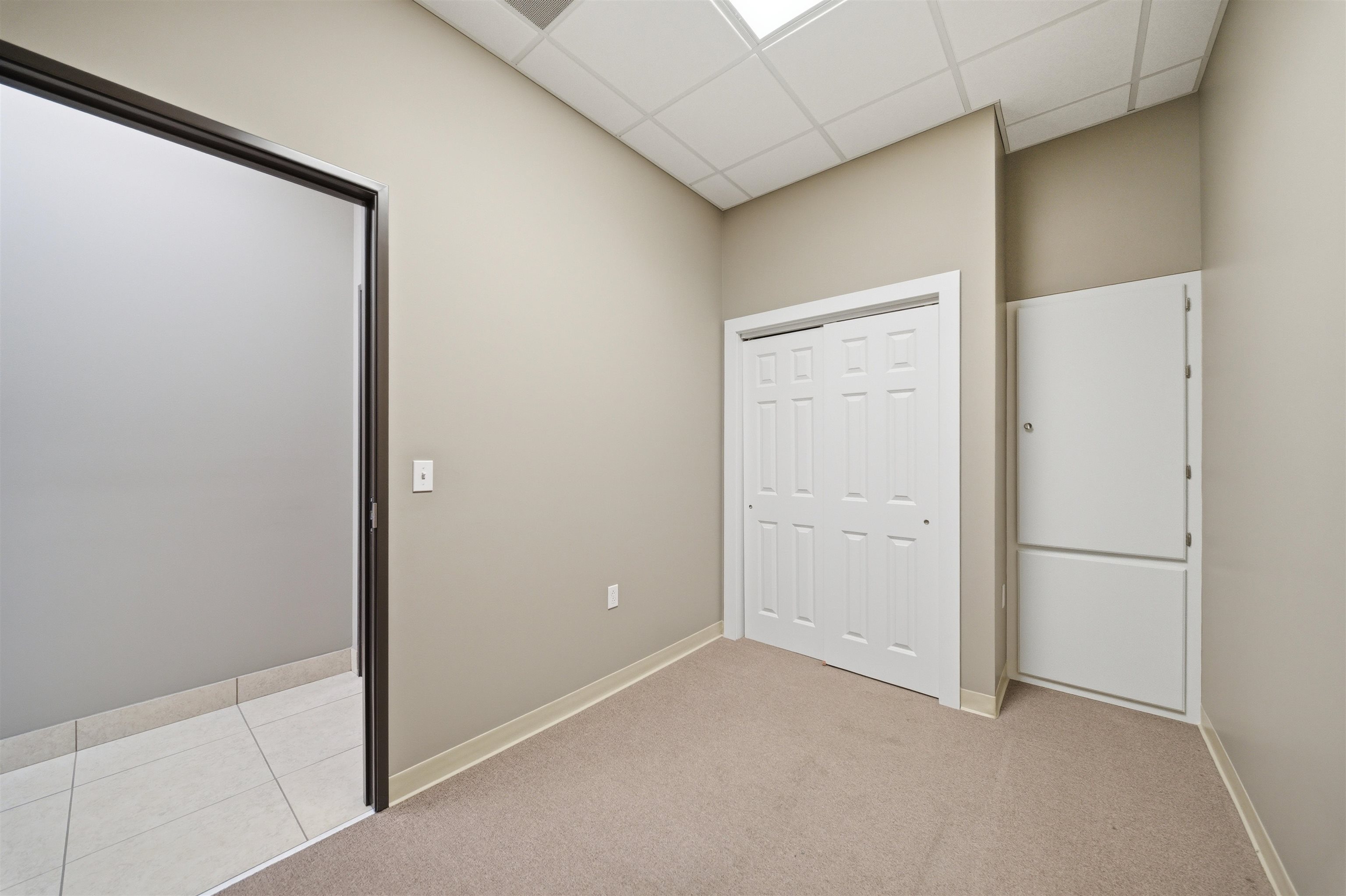 3400 New Hartford Rd Ste B, Owensboro, Kentucky 42303, ,Office,For Sale,New Hartford Rd Ste B,94412