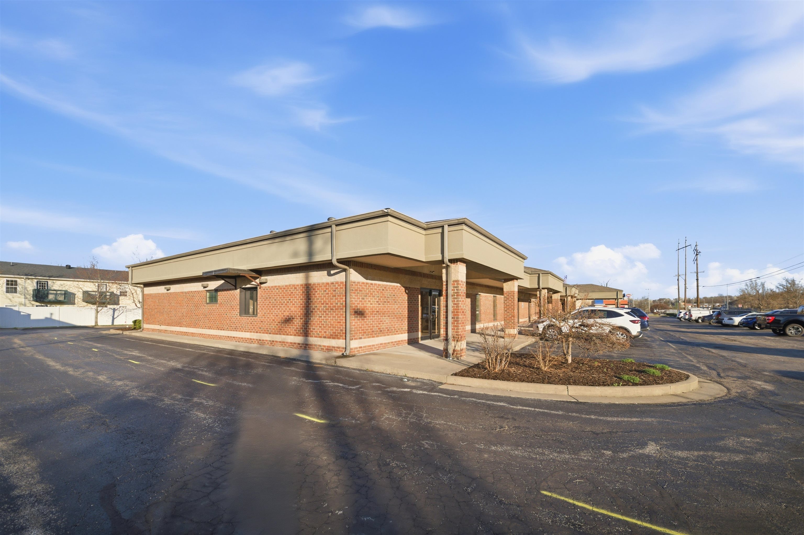 3400 New Hartford Rd Ste B, Owensboro, Kentucky 42303, ,Office,For Sale,New Hartford Rd Ste B,94412