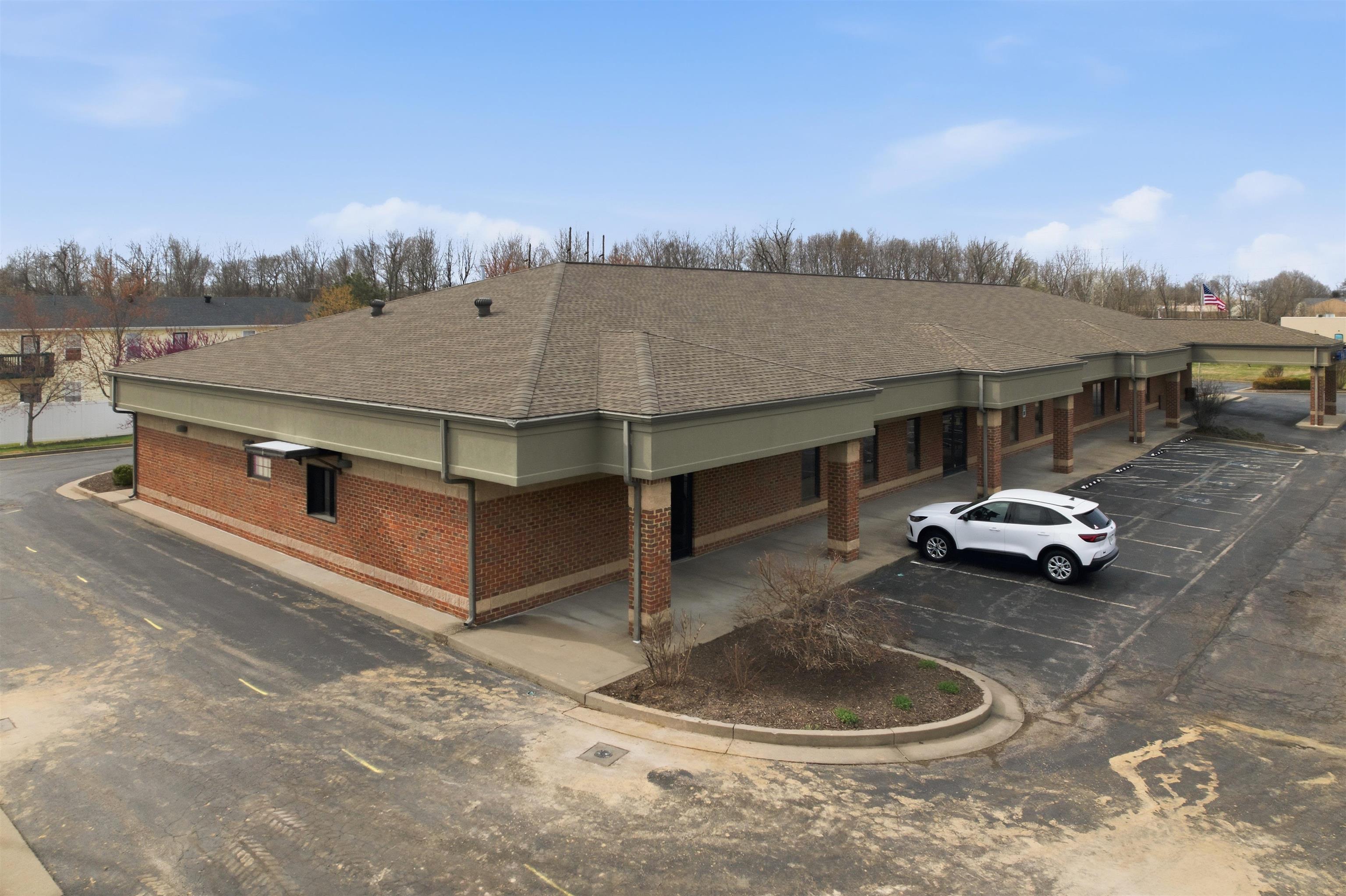 3400 New Hartford Rd Ste B, Owensboro, Kentucky 42303, ,Office,For Sale,New Hartford Rd Ste B,94412