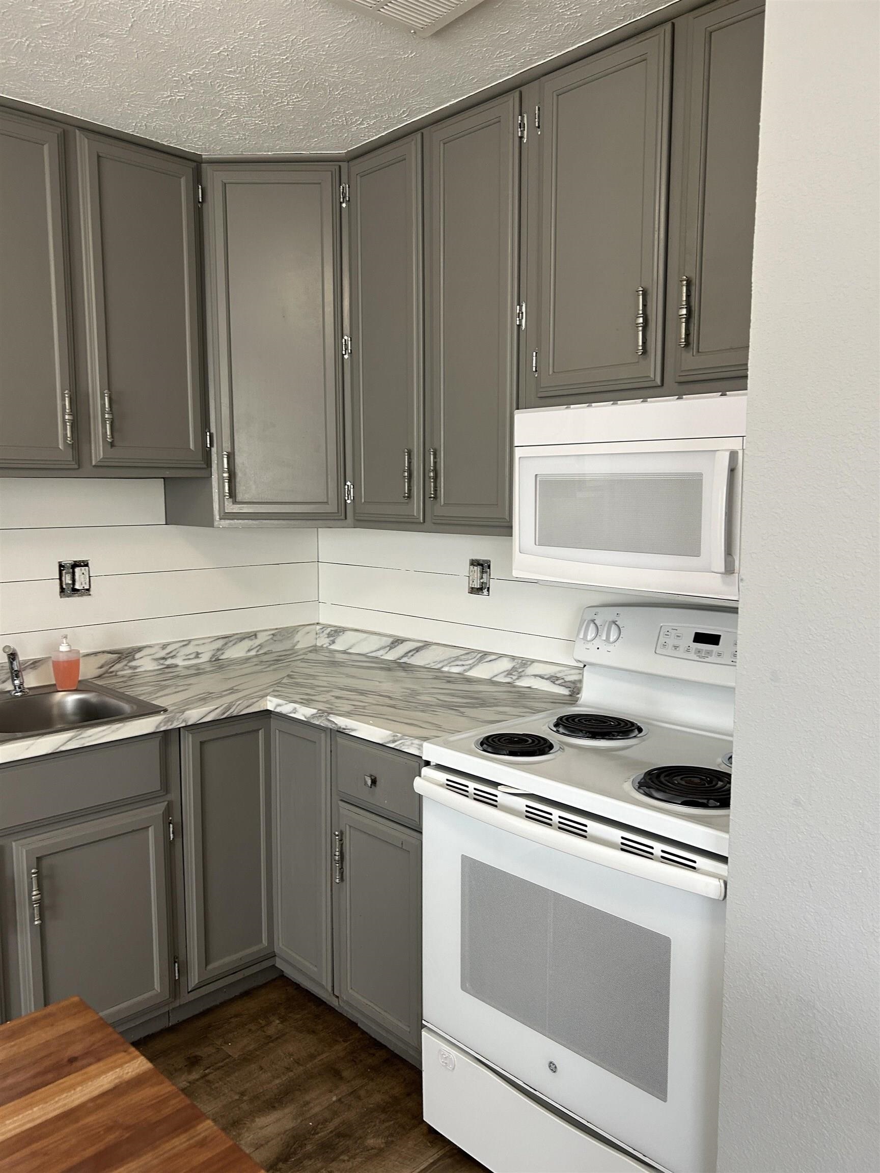 4106 Rudy Martin Dr, Owensboro, Kentucky 42301, 3 Bedrooms Bedrooms, ,1 BathroomBathrooms,Single Family Residence,For Sale,Rudy Martin Dr,94417