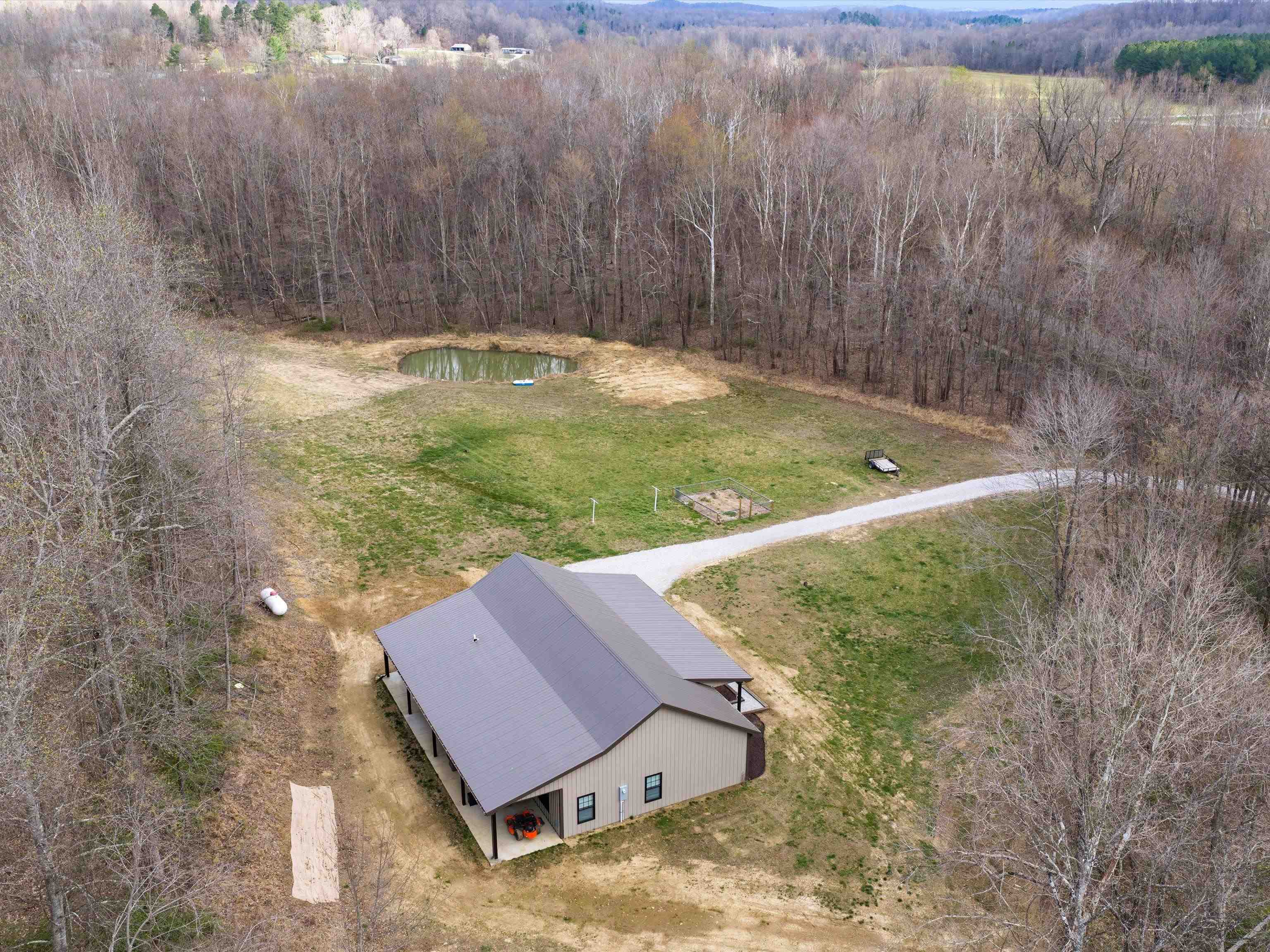 290 Railroad Bed Road, Fordsville, Kentucky 42343, 4 Bedrooms Bedrooms, ,2 BathroomsBathrooms,Single Family Residence,For Sale,Railroad Bed Road,94418