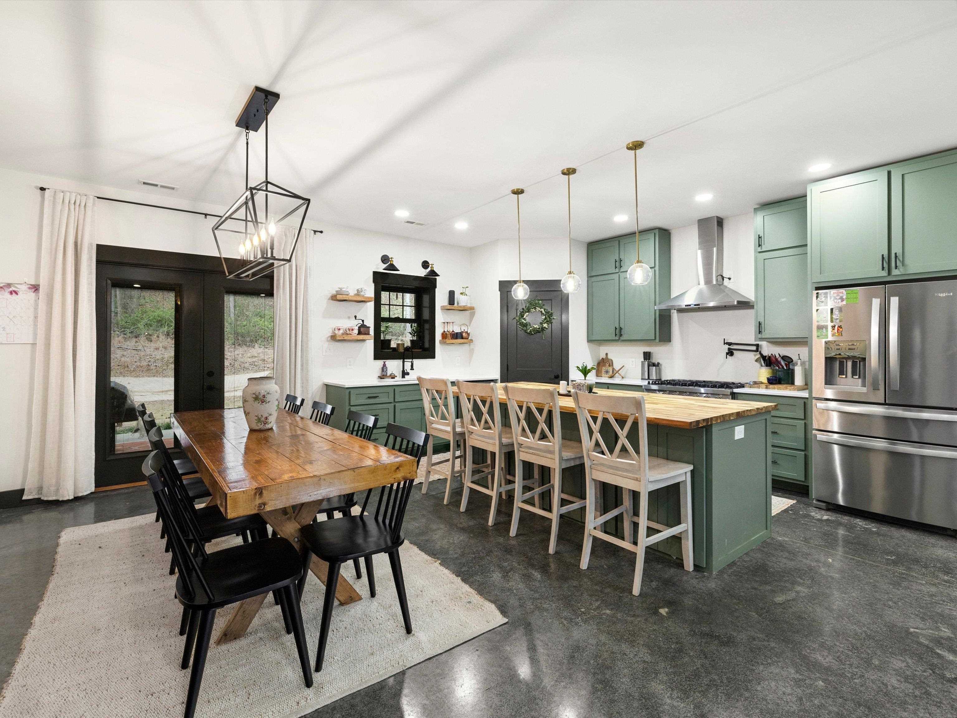 290 Railroad Bed Road, Fordsville, Kentucky 42343, 4 Bedrooms Bedrooms, ,2 BathroomsBathrooms,Single Family Residence,For Sale,Railroad Bed Road,94418