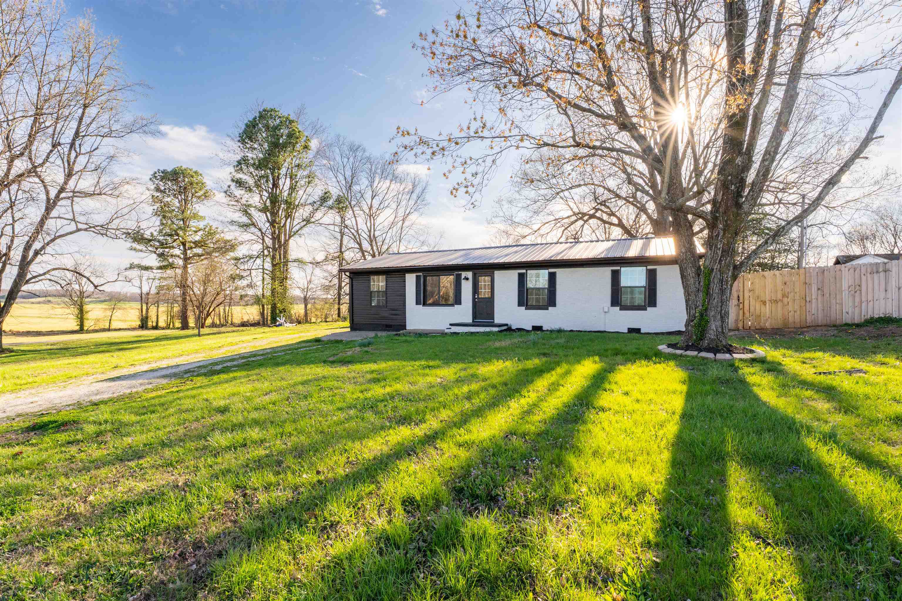 9610 US 231, Utica, Kentucky 42376, 4 Bedrooms Bedrooms, ,2 BathroomsBathrooms,Single Family Residence,For Sale,US 231,94423