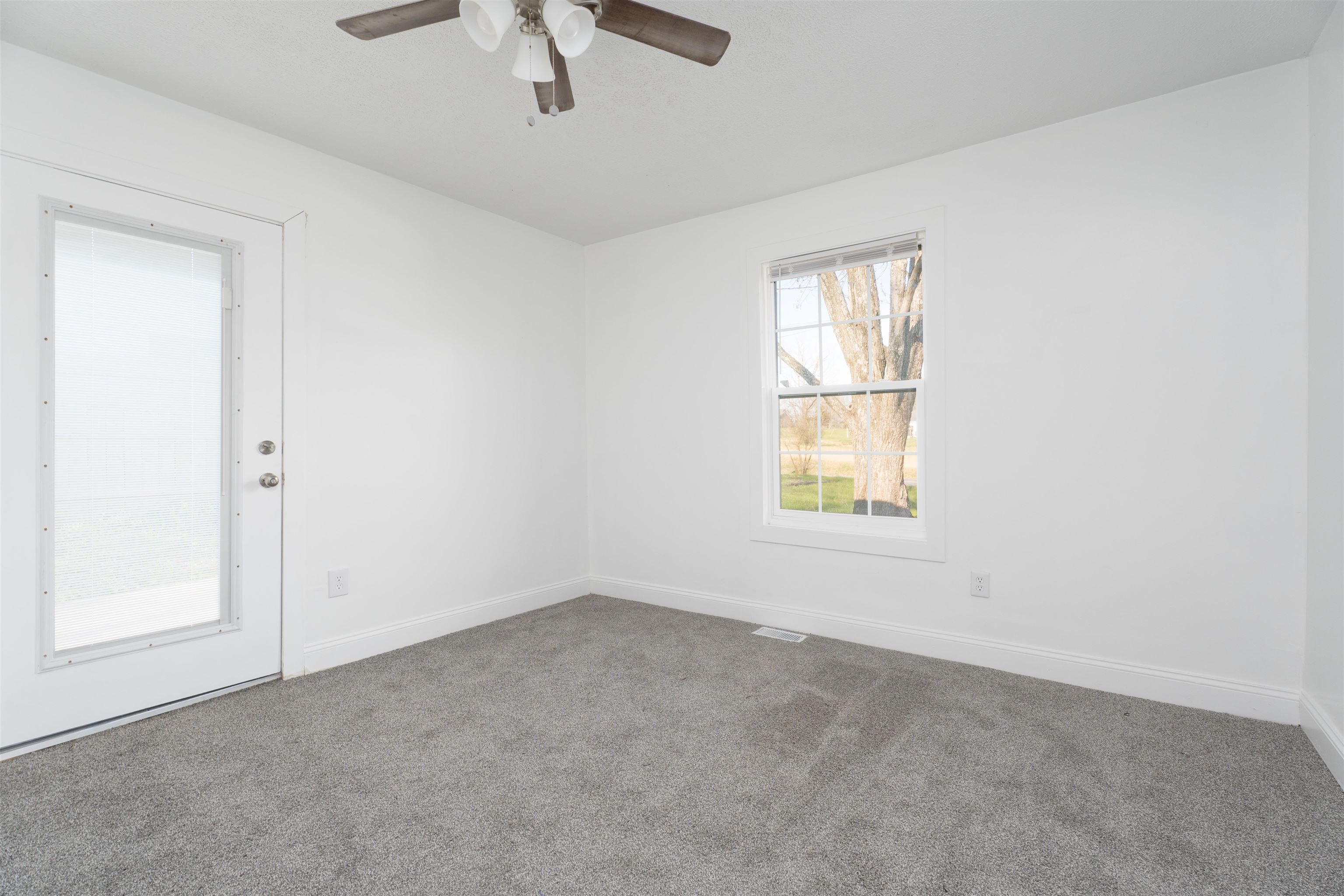 9610 US 231, Utica, Kentucky 42376, 4 Bedrooms Bedrooms, ,2 BathroomsBathrooms,Single Family Residence,For Sale,US 231,94423