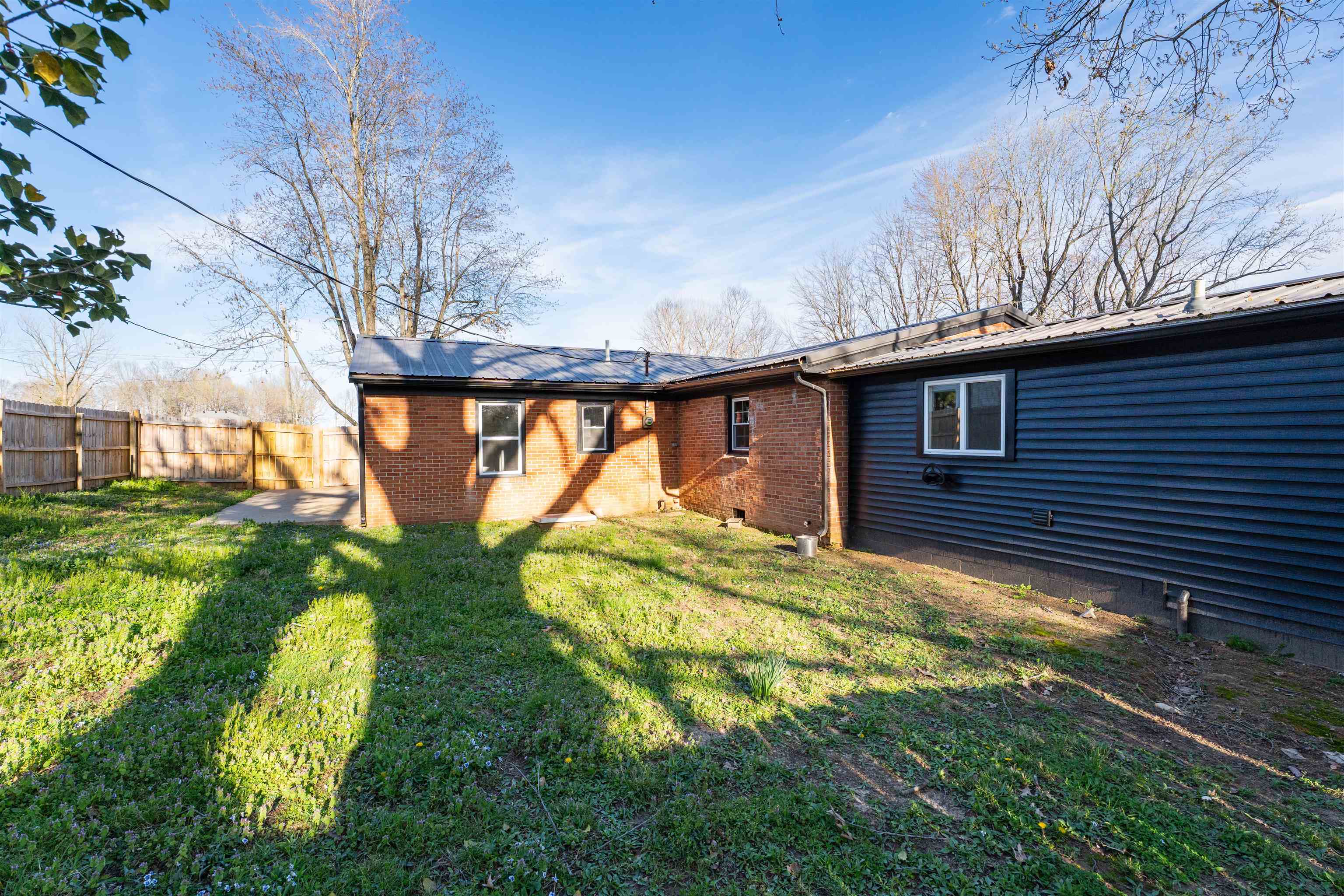 9610 US 231, Utica, Kentucky 42376, 4 Bedrooms Bedrooms, ,2 BathroomsBathrooms,Single Family Residence,For Sale,US 231,94423