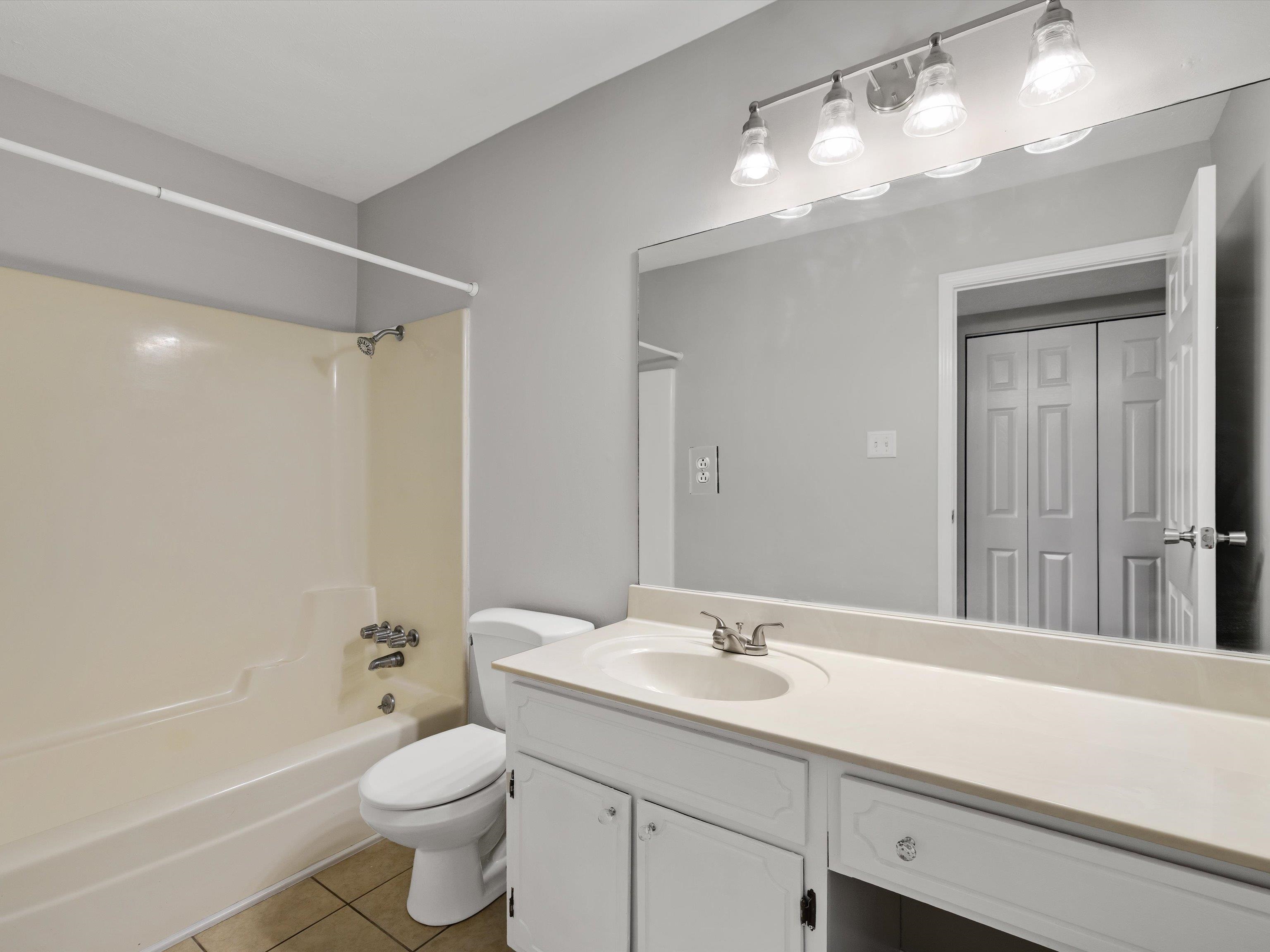 2700 Baylor Pl, Owensboro, Kentucky 42301, 3 Bedrooms Bedrooms, ,2 BathroomsBathrooms,Single Family Residence,For Sale,Baylor Pl,94424