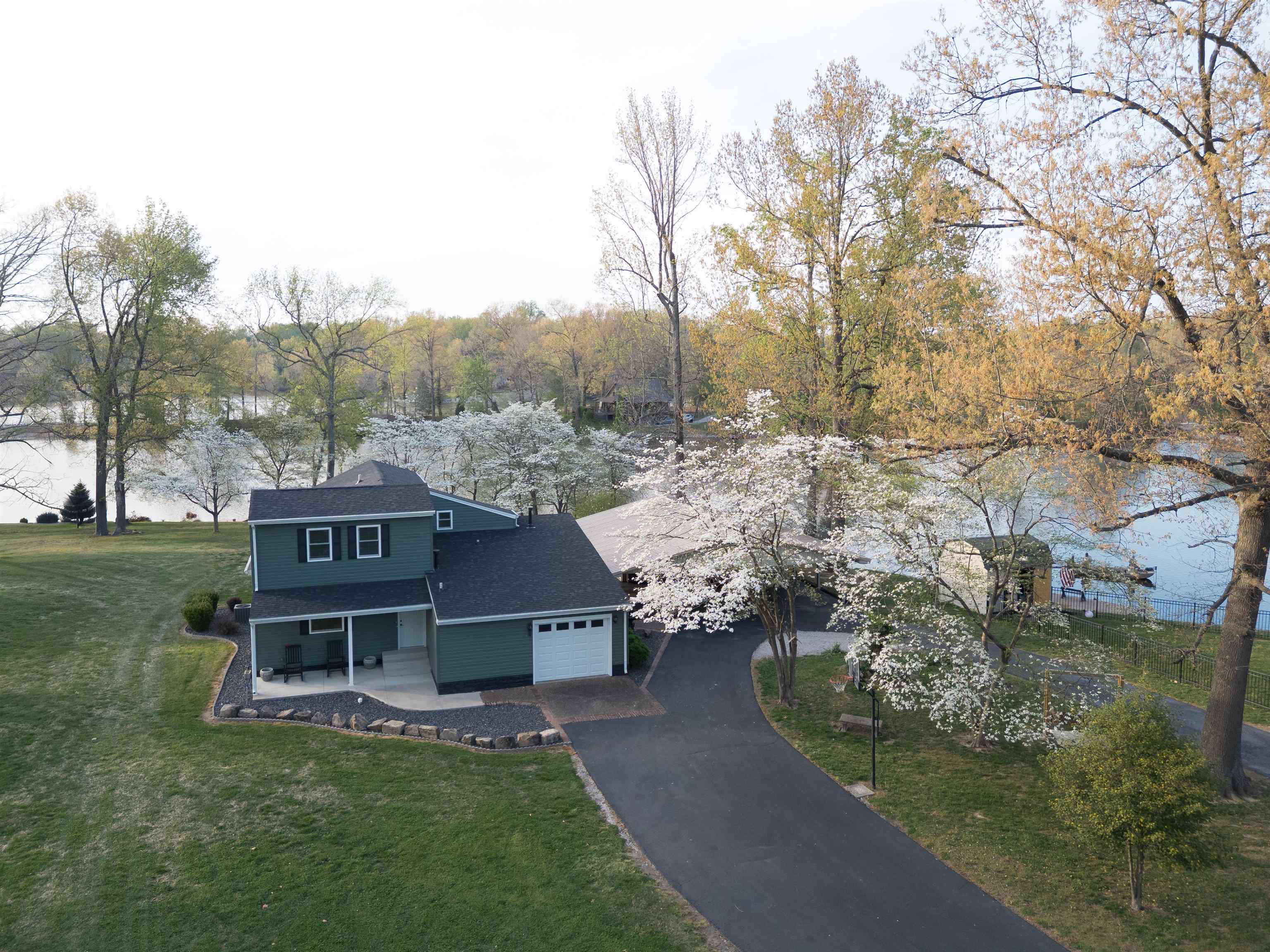 8801 Kingfisher Lake Road, Maceo, Kentucky 42355, 3 Bedrooms Bedrooms, ,3 BathroomsBathrooms,Single Family Residence,For Sale,Kingfisher Lake Road,94426