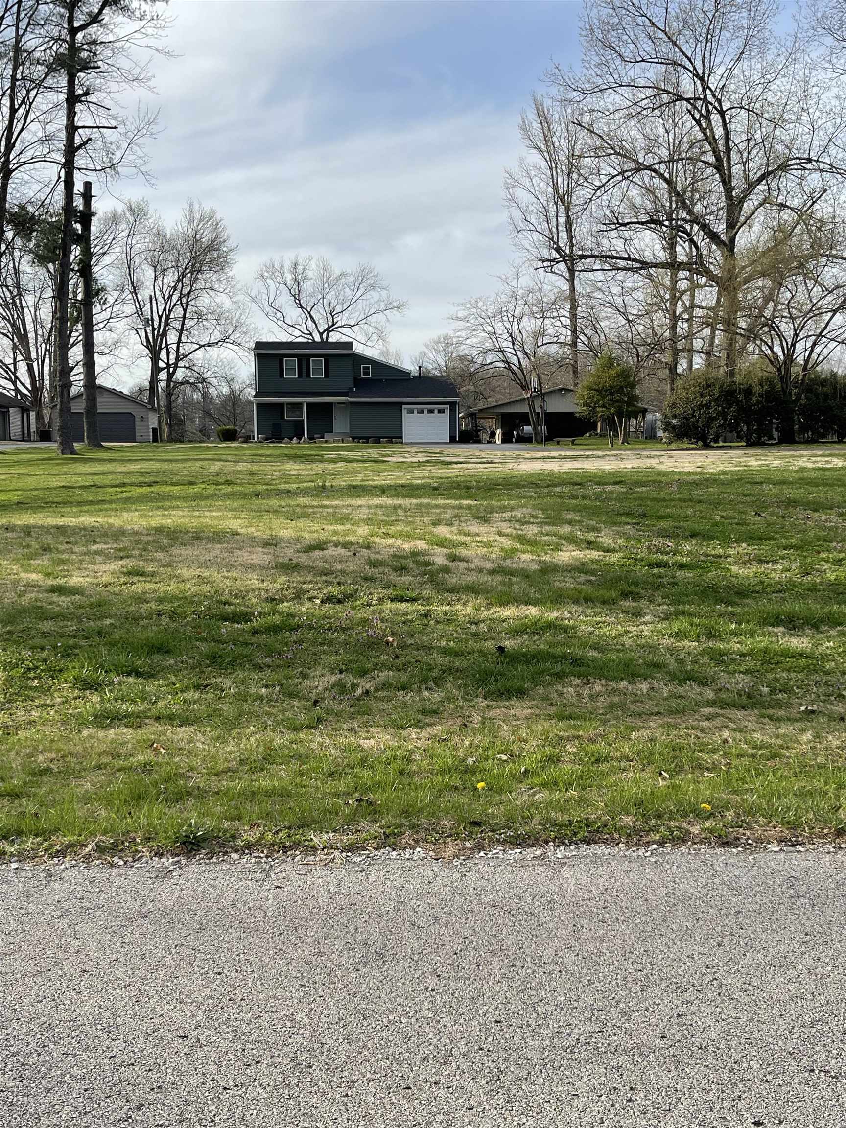 8801 Kingfisher Lake Road, Maceo, Kentucky 42355, 3 Bedrooms Bedrooms, ,3 BathroomsBathrooms,Single Family Residence,For Sale,Kingfisher Lake Road,94426