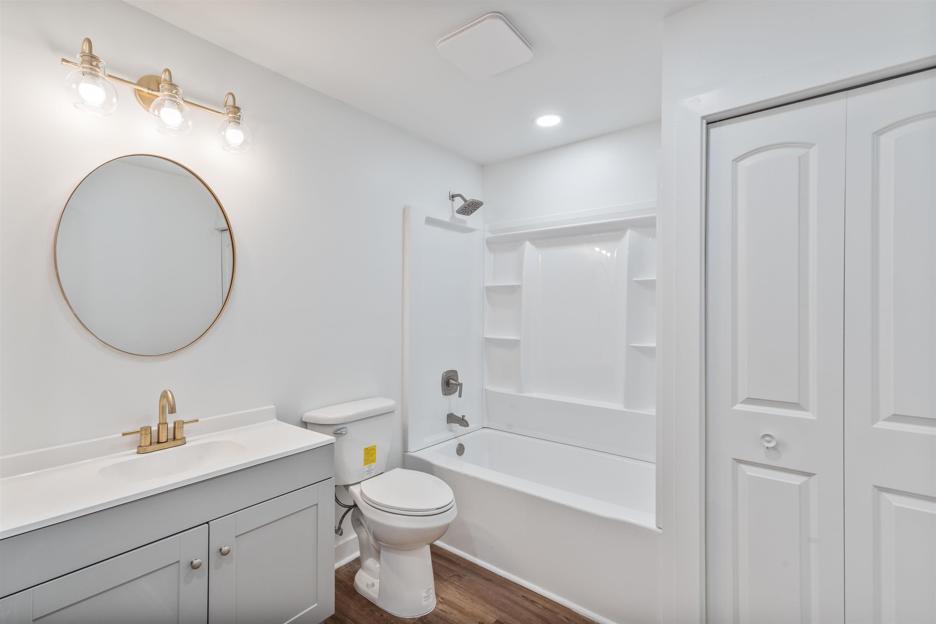 929 Hall Street, Owensboro, Kentucky 42303, 3 Bedrooms Bedrooms, ,2 BathroomsBathrooms,Single Family Residence,For Sale,Hall Street,94428