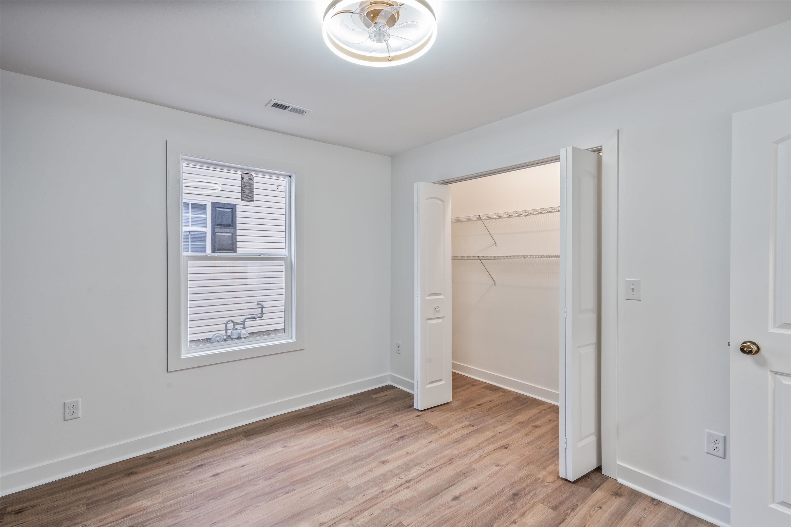 929 Hall Street, Owensboro, Kentucky 42303, 3 Bedrooms Bedrooms, ,2 BathroomsBathrooms,Single Family Residence,For Sale,Hall Street,94428