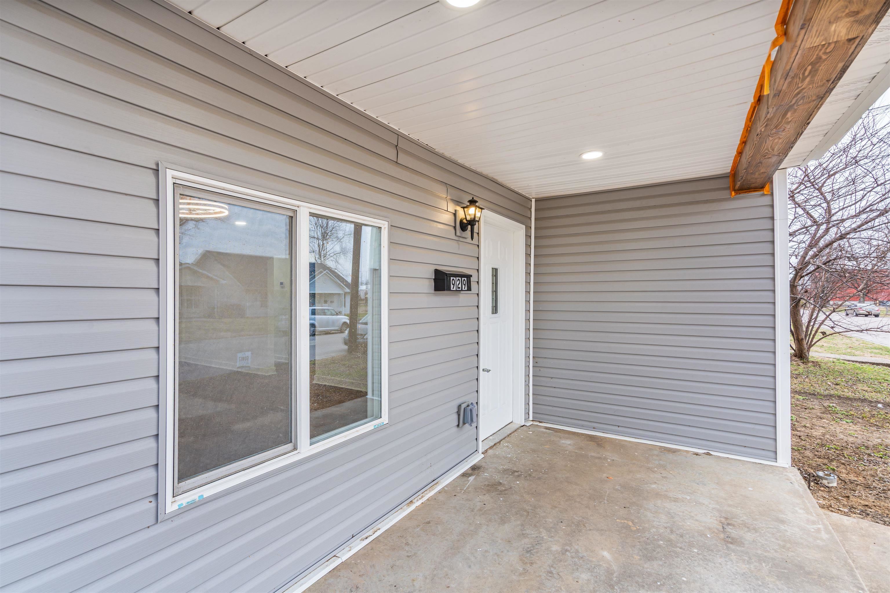 929 Hall Street, Owensboro, Kentucky 42303, 3 Bedrooms Bedrooms, ,2 BathroomsBathrooms,Single Family Residence,For Sale,Hall Street,94428