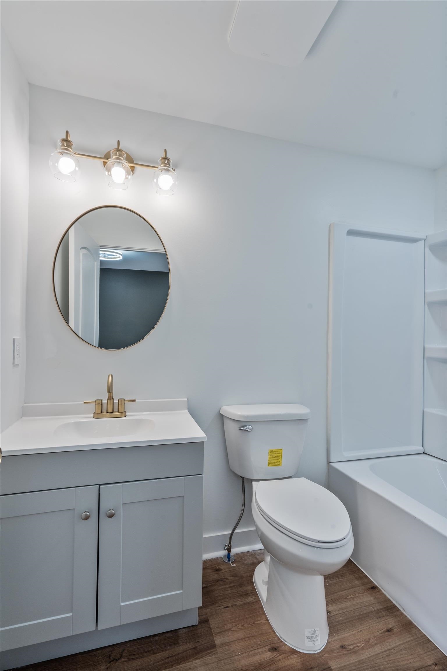 929 Hall Street, Owensboro, Kentucky 42303, 3 Bedrooms Bedrooms, ,2 BathroomsBathrooms,Single Family Residence,For Sale,Hall Street,94428