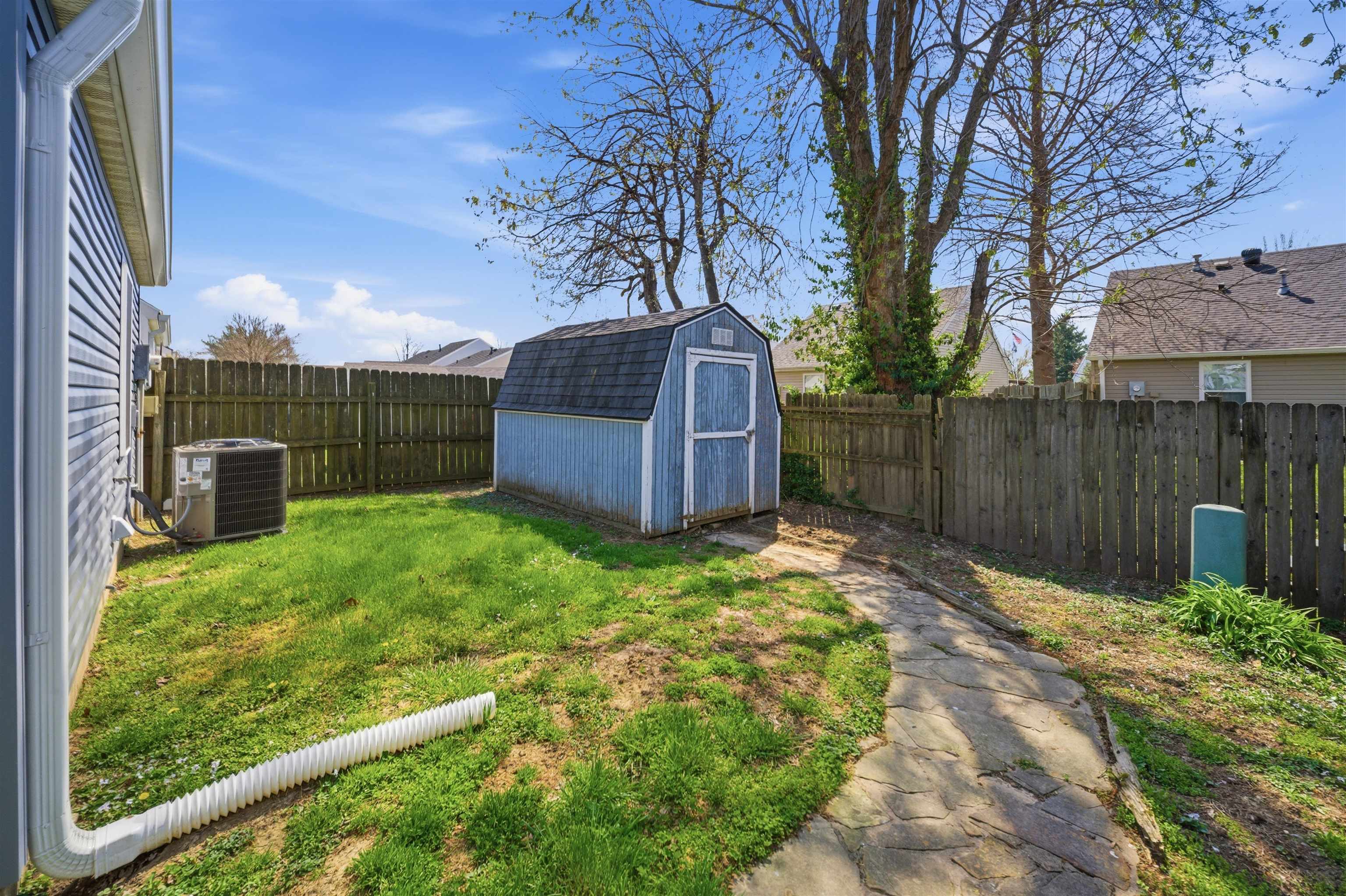 2504 Elder Drive, Owensboro, Kentucky 42301, 3 Bedrooms Bedrooms, ,2 BathroomsBathrooms,Single Family Residence,For Sale,Elder Drive,94436